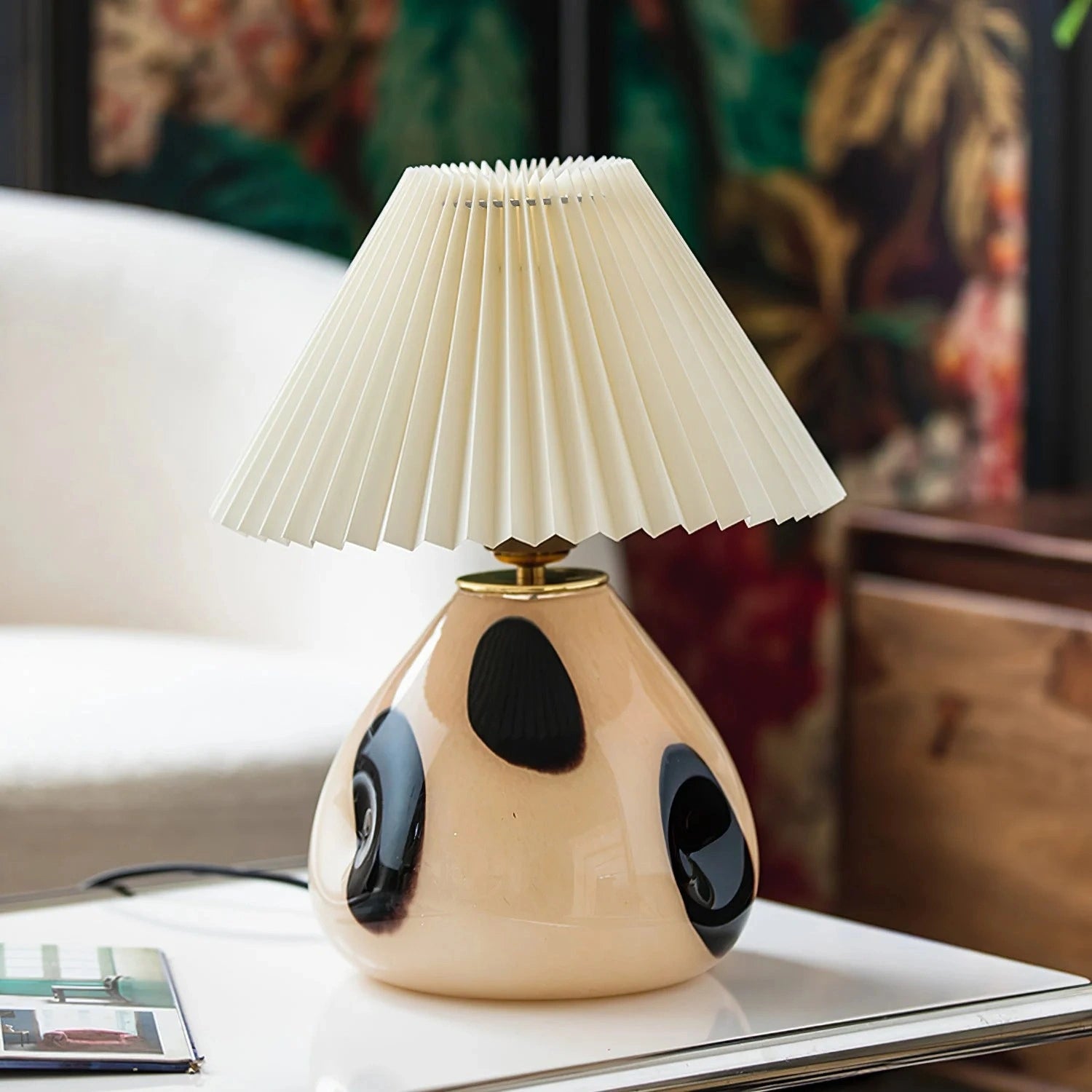 Bailyn Vintage Pleated Cabbage Table Light3.webp__PID:817aa6ea-a657-4de8-90db-8a330e1cf55a