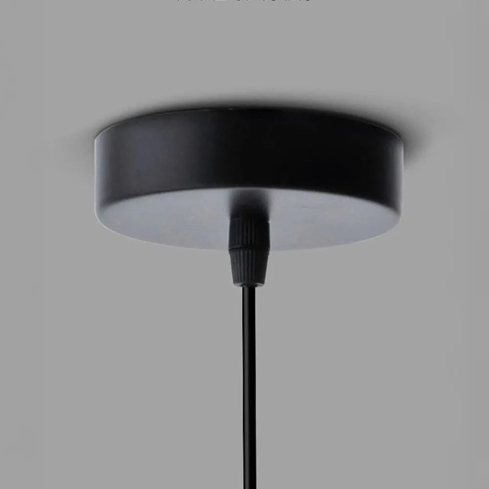 Moderne Pendelleuchte Freja aus Rauchglas detail1.webp__PID:8ef97a6e-eea9-4140-b37f-fe86d3e01155