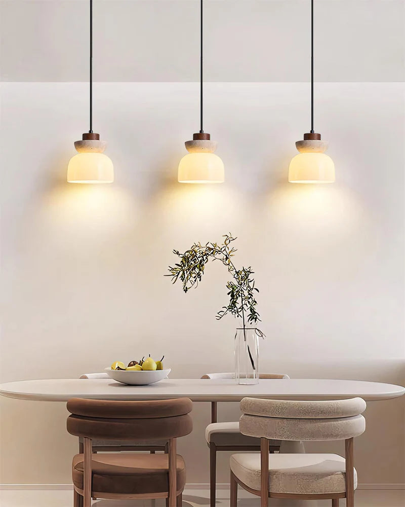 Angelia Wabi-Sabi Travertin Milchglas Pendelleuchte (7).webp__PID:cc74e37c-4029-4b47-b5c6-e8835b850223