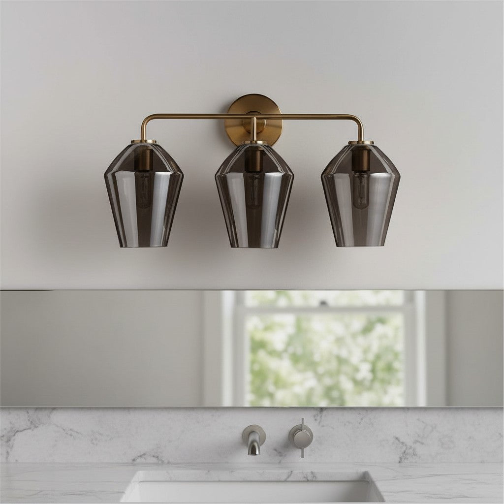 Elara Moderne geometrische Wandleuchte aus Glas und Metall6.webp__PID:ae067156-df89-4914-899f-a96b3da8efad