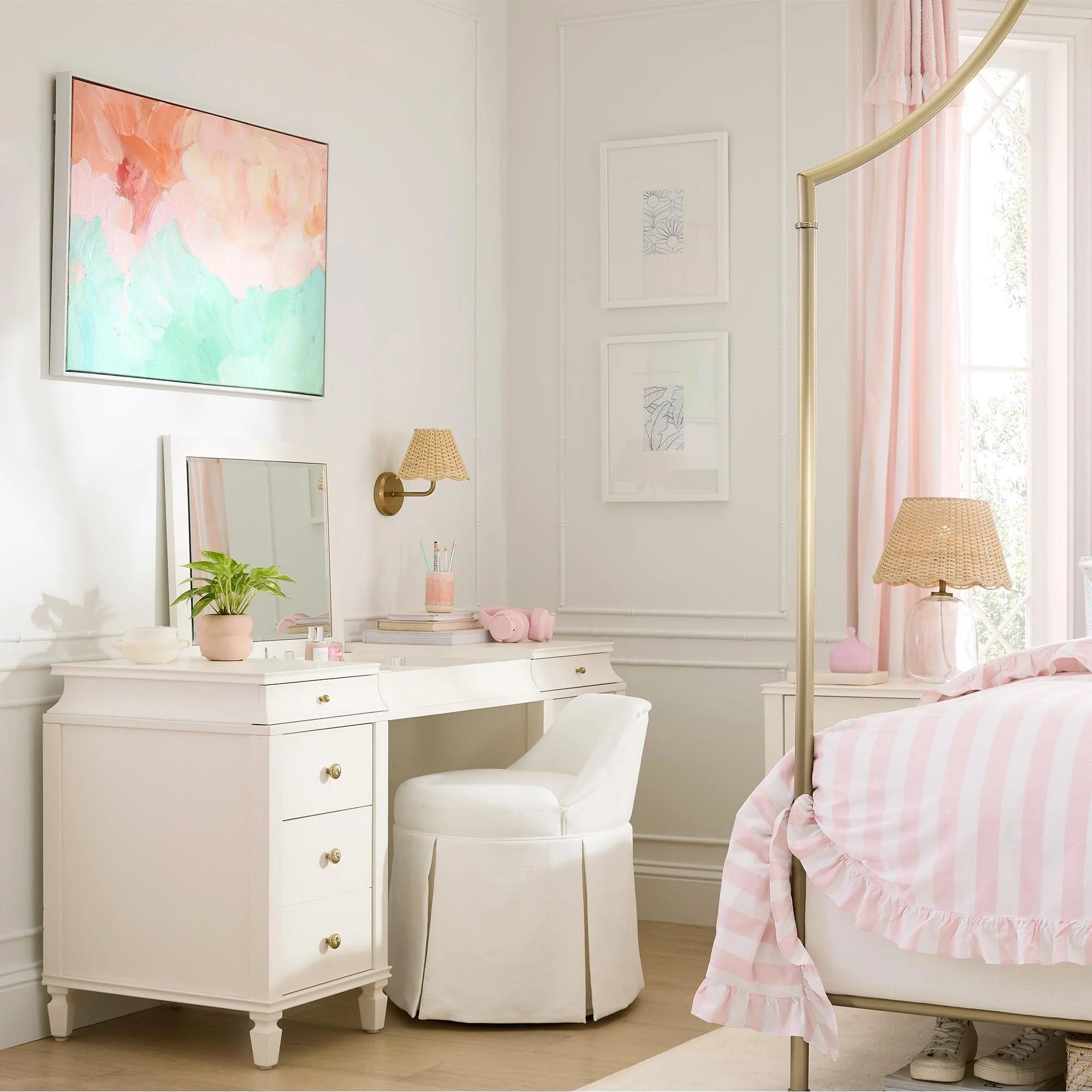 Crosby Rustikale Wandleuchter mit geflochtener Rattanlaterne (5).webp__PID:1fe037cc-38fd-41e6-b4e2-f57af4b5aecf