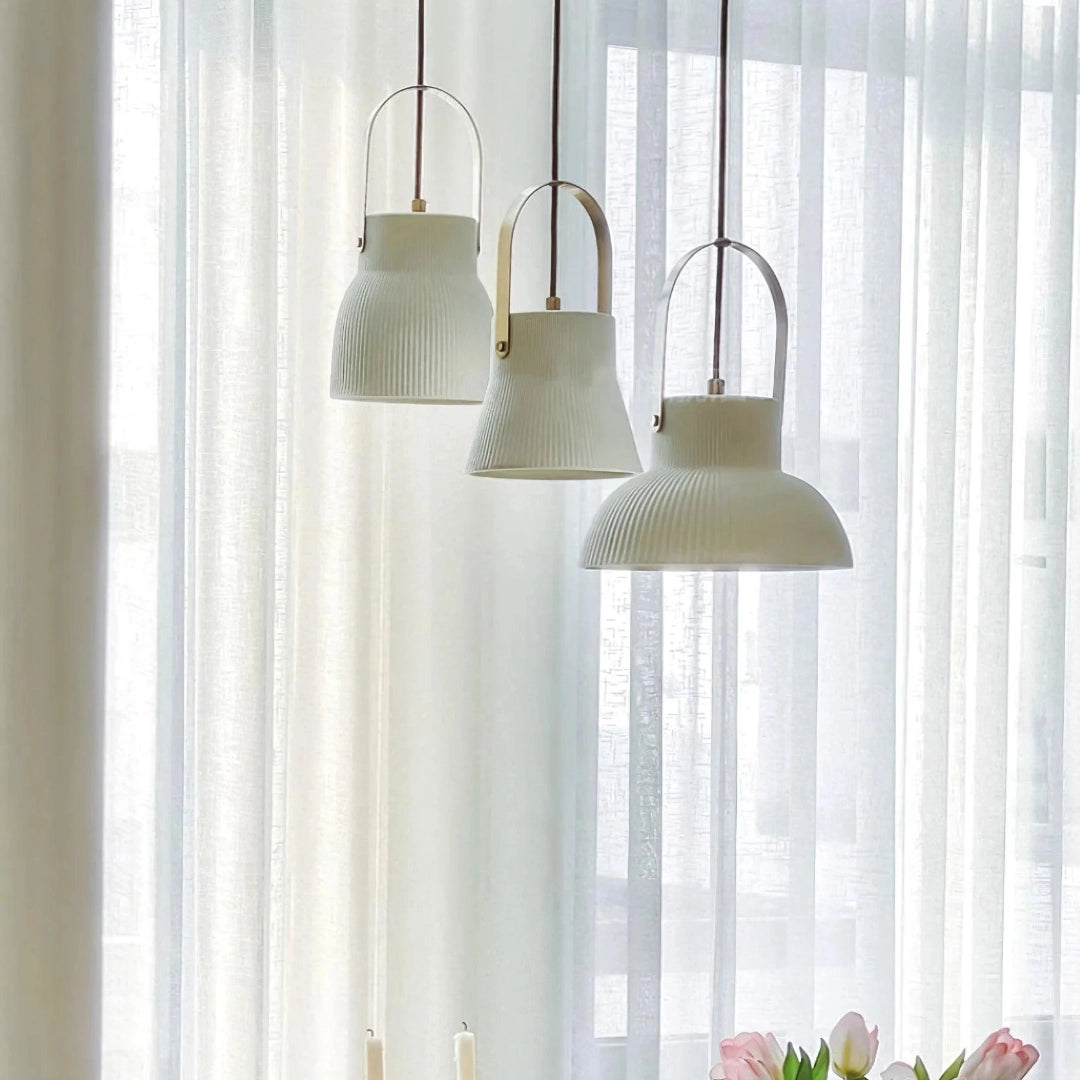 Avery Moderne gerippte Keramikglocken-Pendelleuchte5.webp__PID:7b3fc17f-0531-4d59-8c37-3c29bd3b1bfc