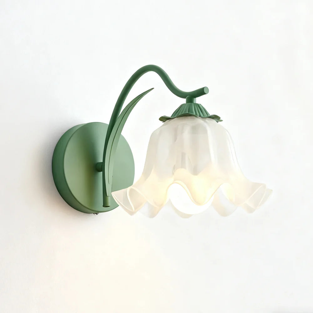 Denise_French_Retro_Acrylic_Floral_Wall_Light1.webp__PID:9d940d15-6725-44c1-8474-580b5b268b56