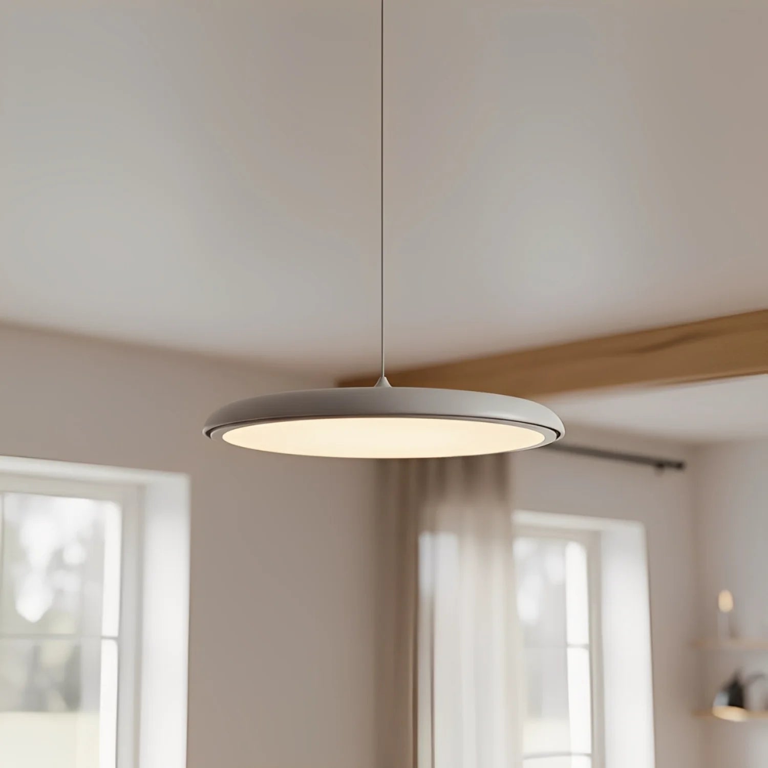 Atticus Moderne, abgerundete, verstellbare Pendelleuchte aus Metall 5.webp__PID:b09cd50a-961b-49fc-bde6-b0b628569aaa
