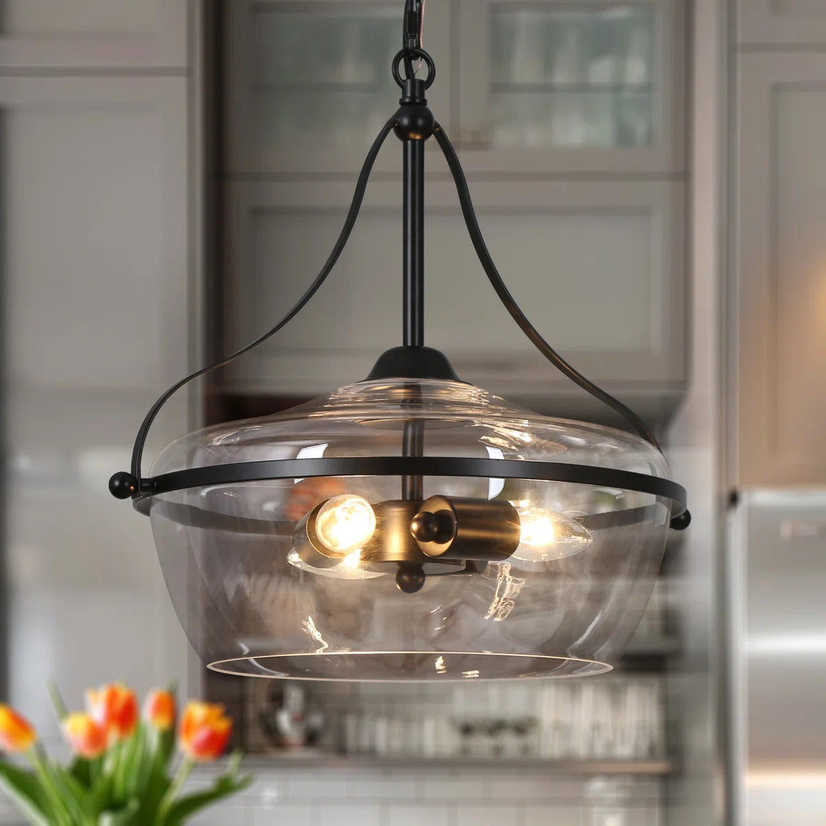 Eira Mid-Century Modern 3-flammige Glas-Pendelleuchte (25).webp__PID:dcce6680-3a71-4ba3-af99-cb3311e82c64