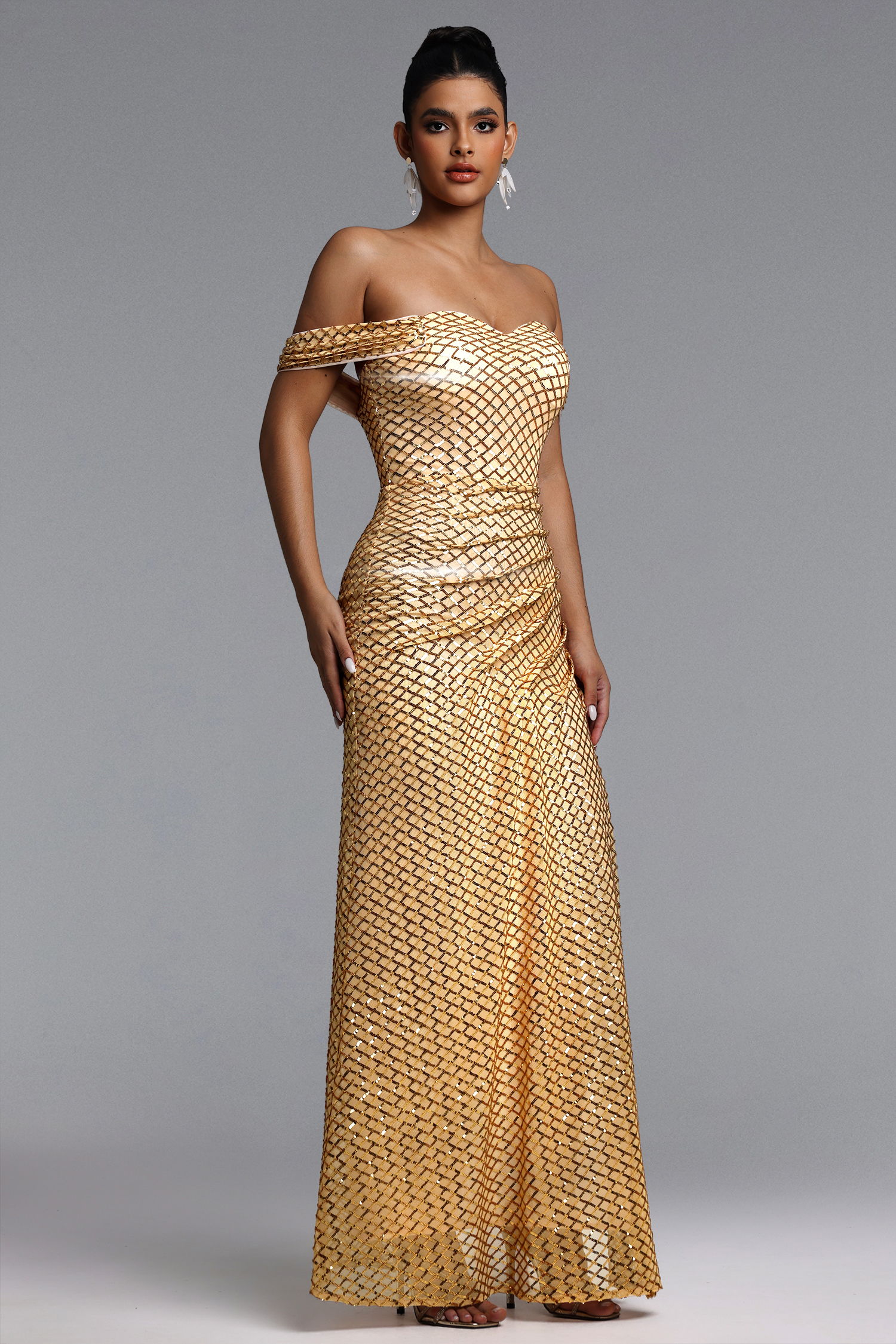Hulic Glamorous Contour Off Shoulder Sequin Maxi Dress