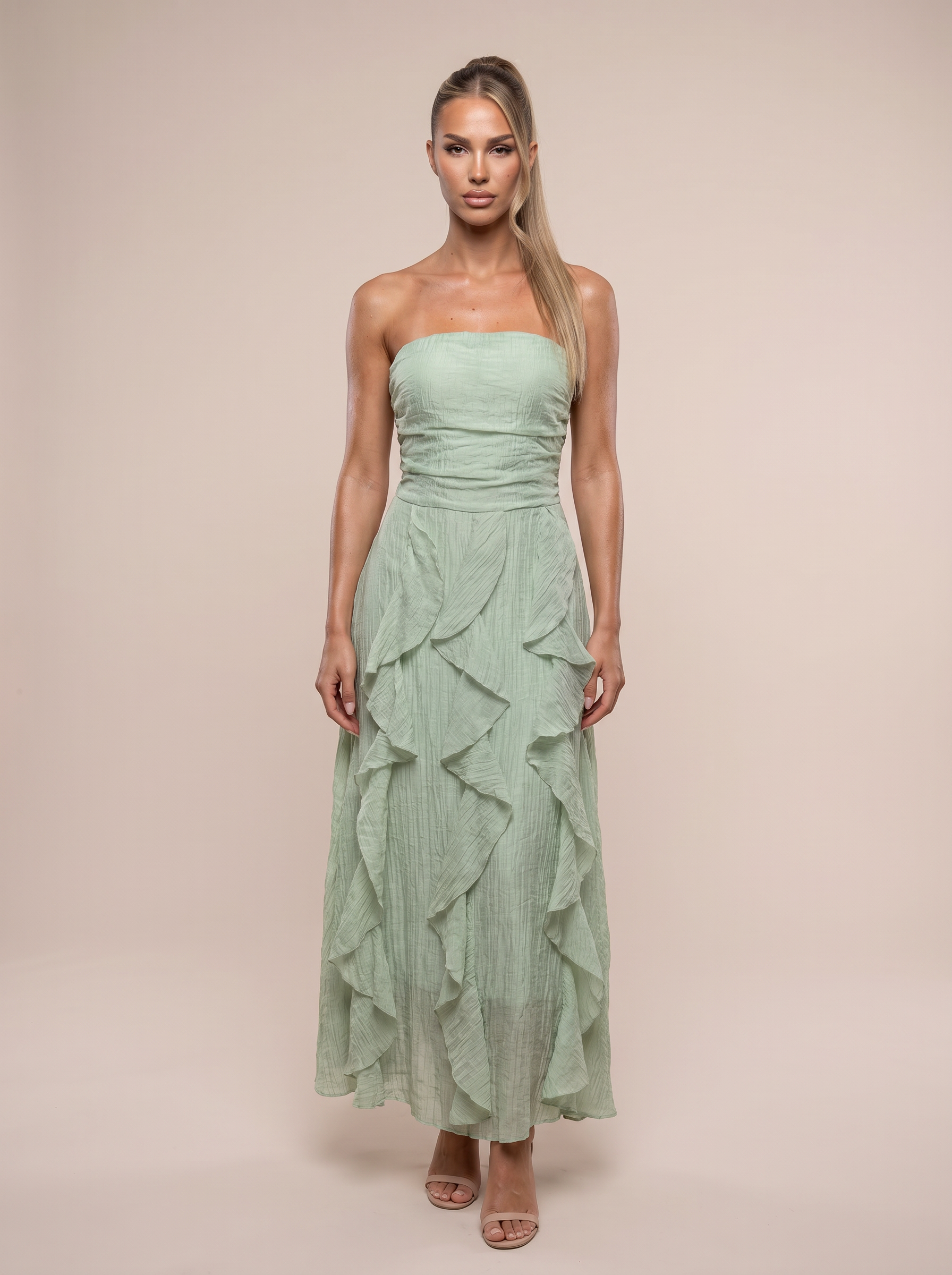 Tove Strapless Ruffle Beach Vacation Sundress Maxi Dress