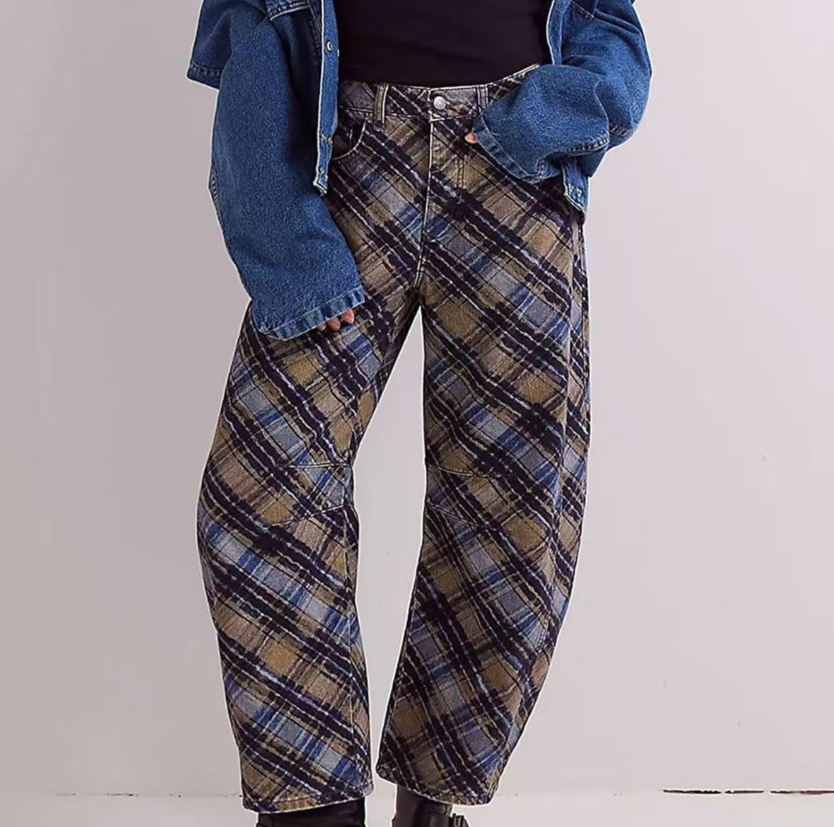 Versatile Western Cowboy Wide-Leg Jeans: Casual Loose-Fitting Jeans