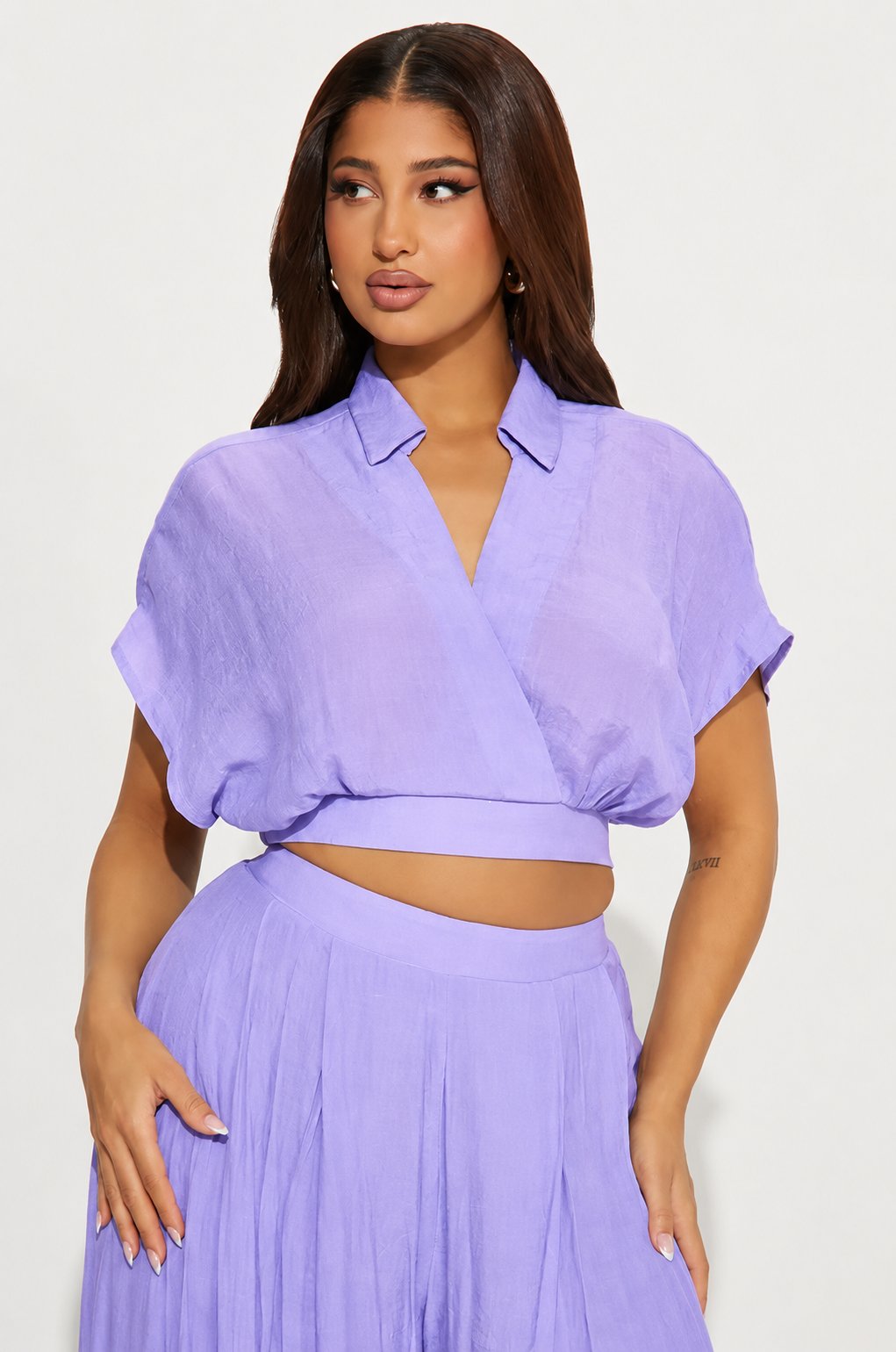 Effortless Summer 2-Piece Wrap Crop Top & Wide Leg Pants Set