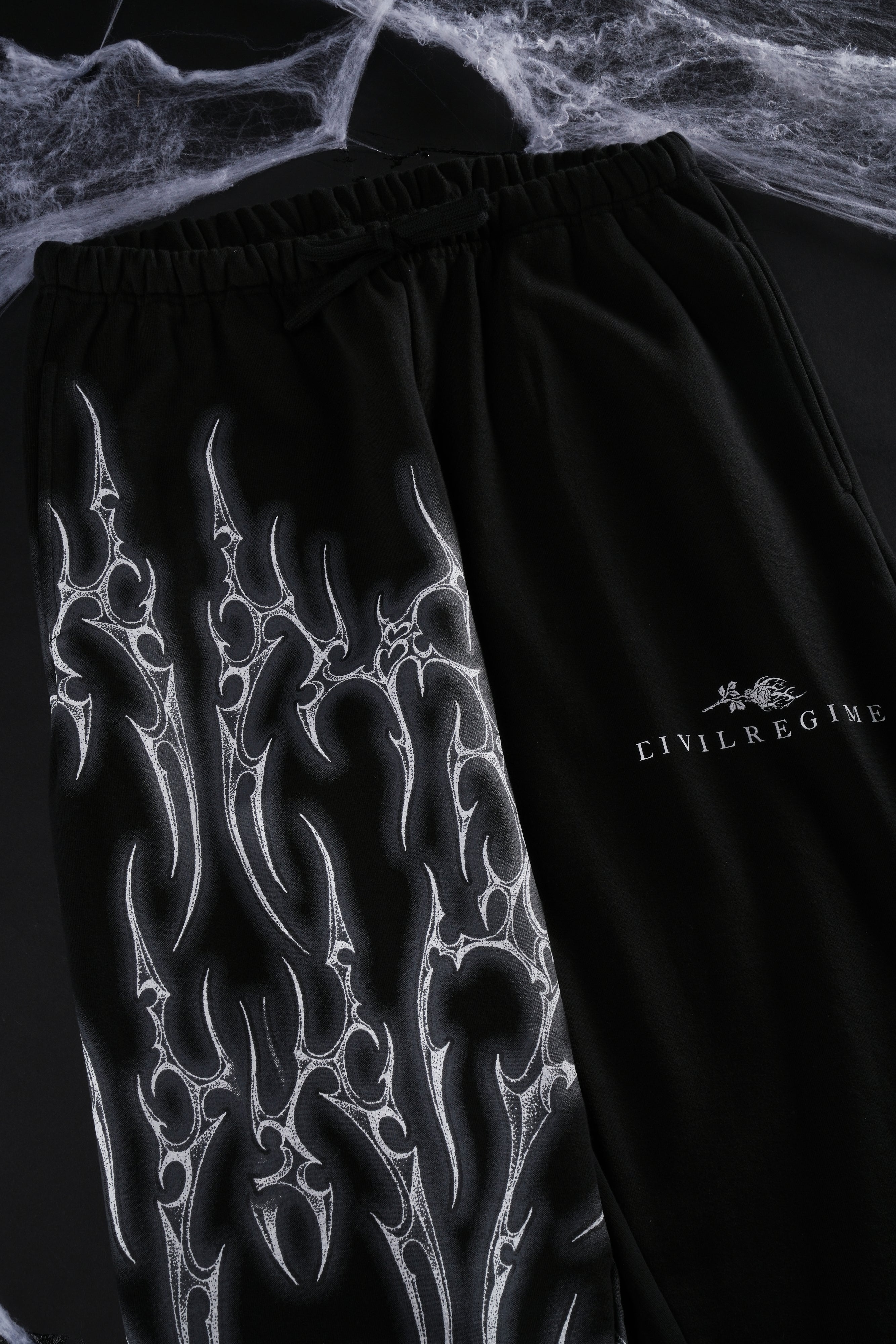 Nightfall Lounger Sweat Pants in Black