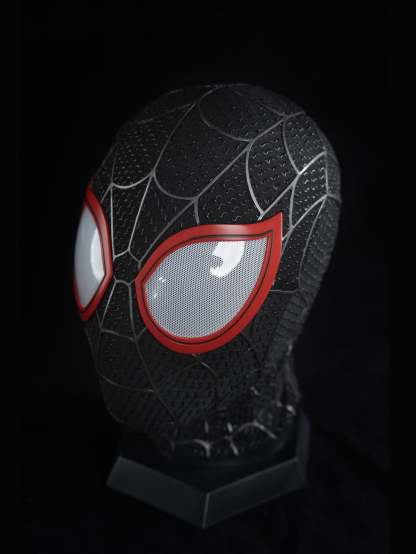 Black&Red Graffiti Style Face Shell Mask