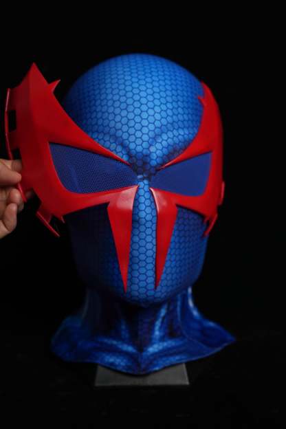 Blue Web Pattern Face Shell Mask