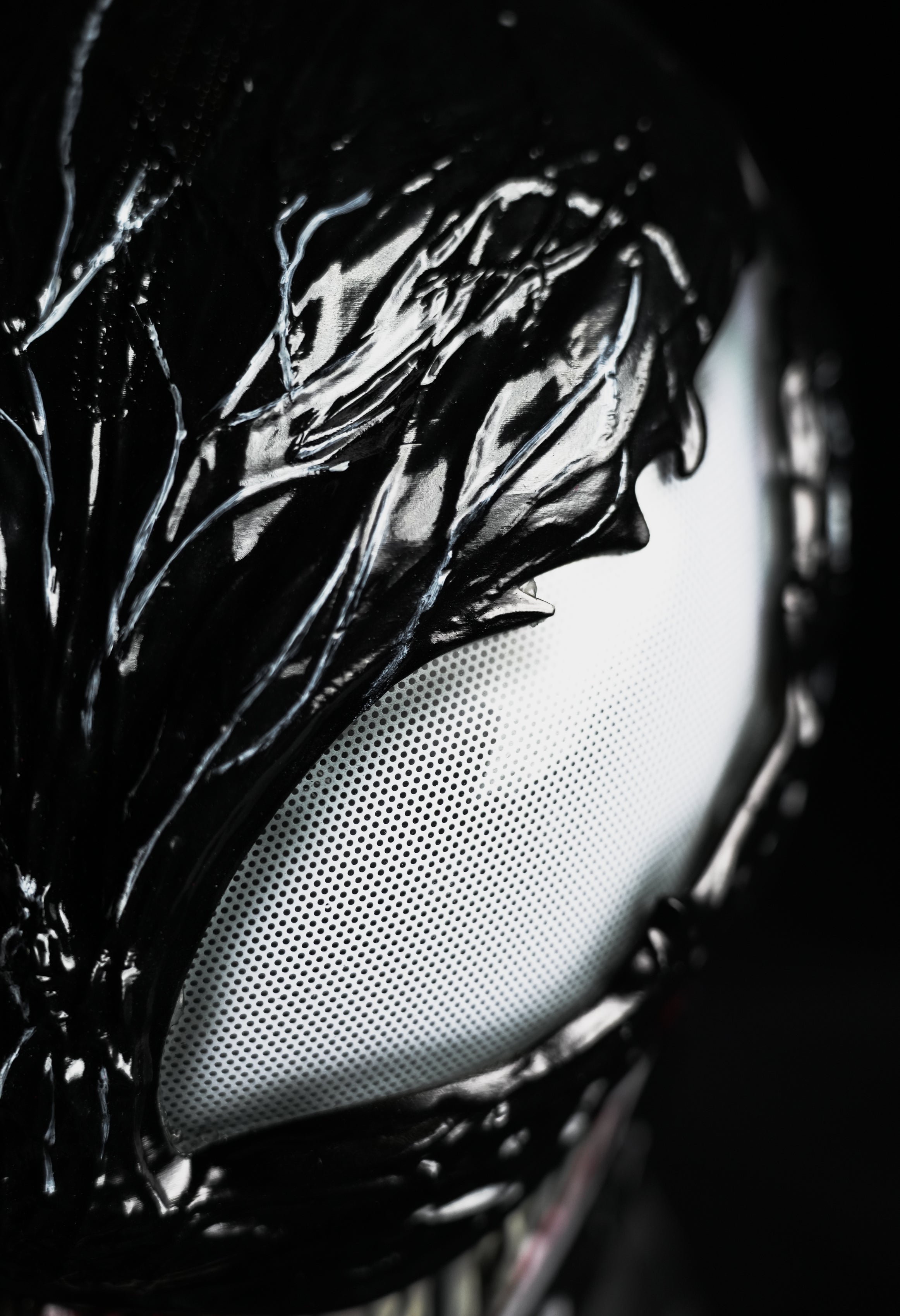 Black Symbiosis Helmet Without Tongue