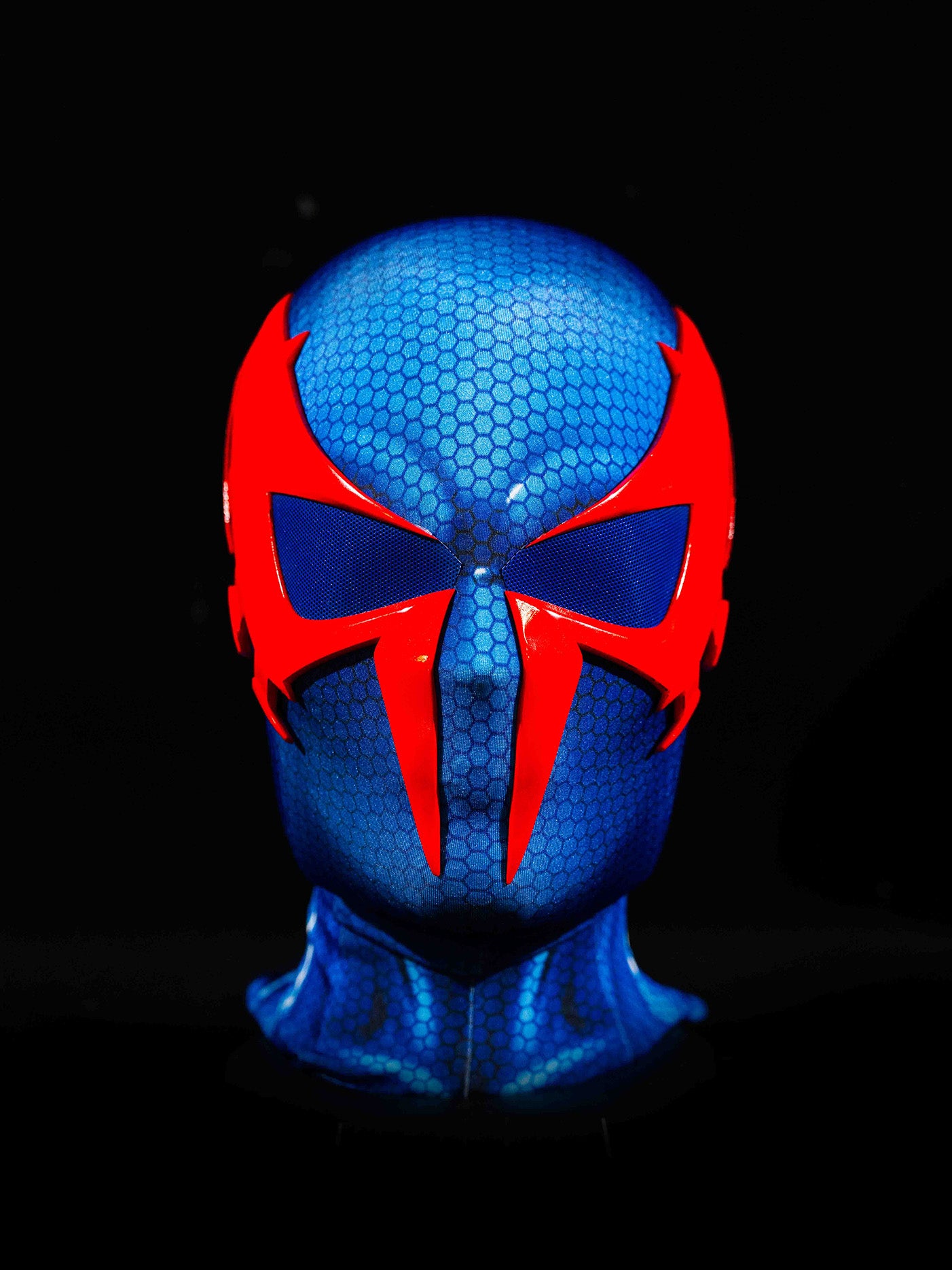 Blue Web Pattern Face Shell Mask