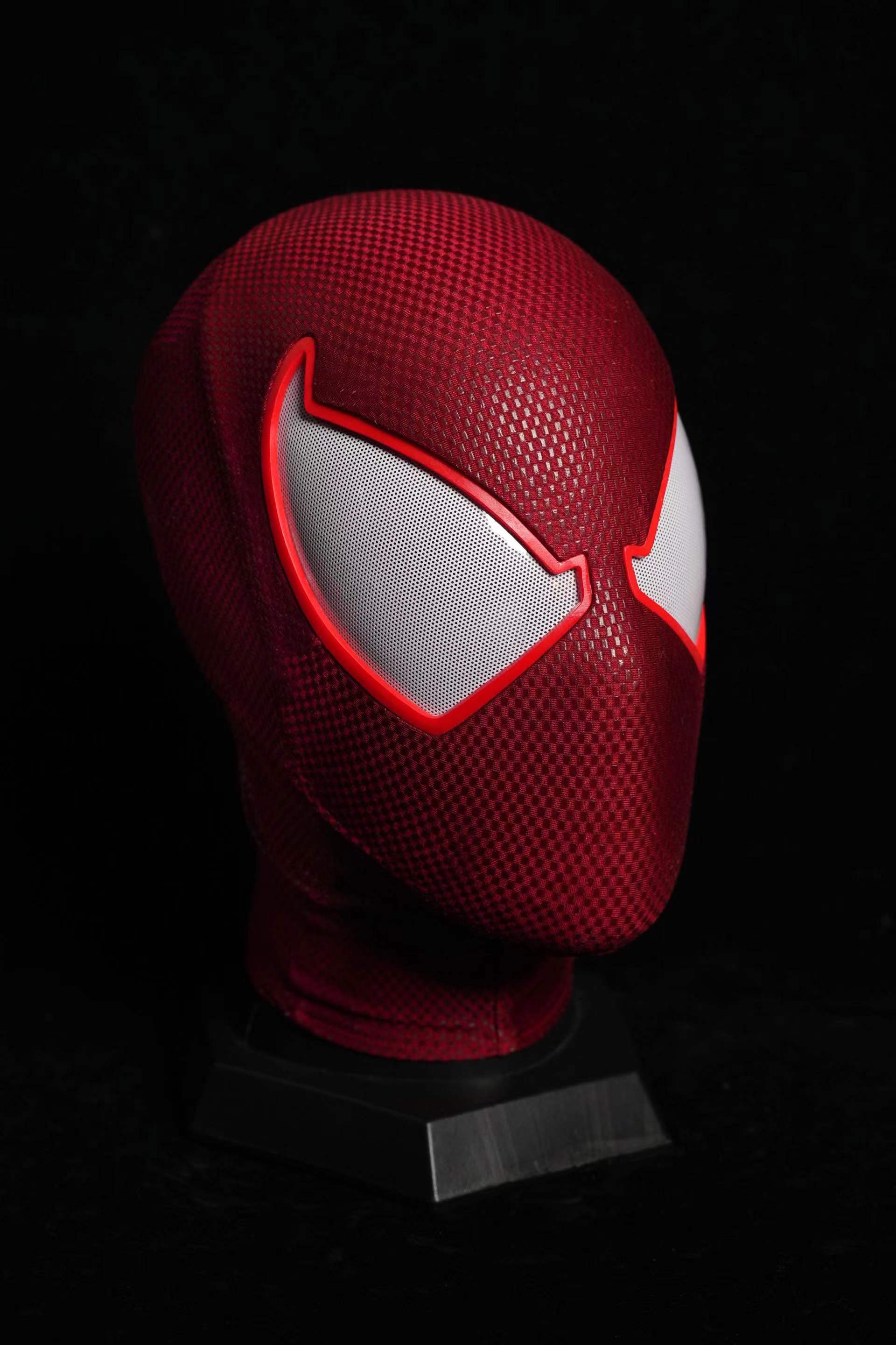 The Comic Face Shell Mask