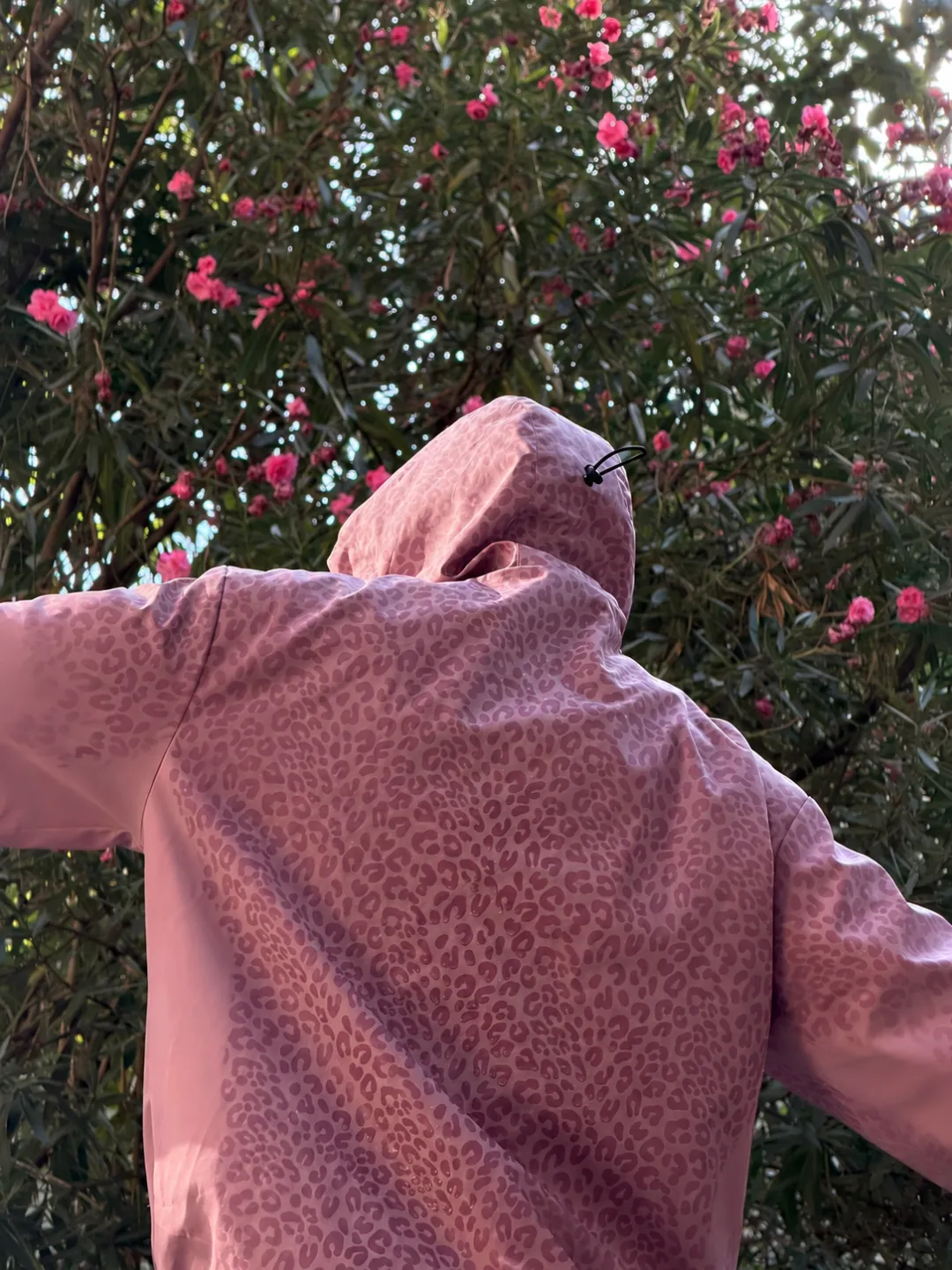 Water Reactive Cheetah Rain Jacket - Pink