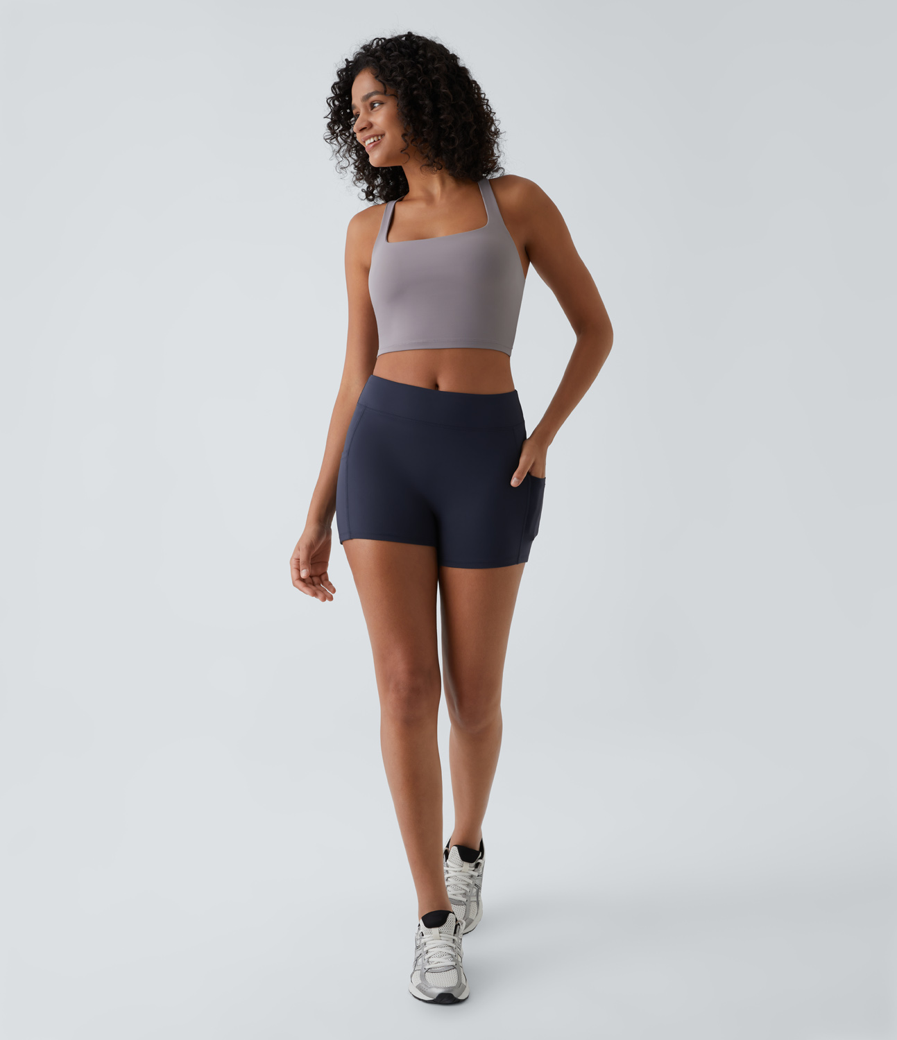 Airy High Waisted Side Pocket Plain Yoga Shorts 3.5"-UPF50+