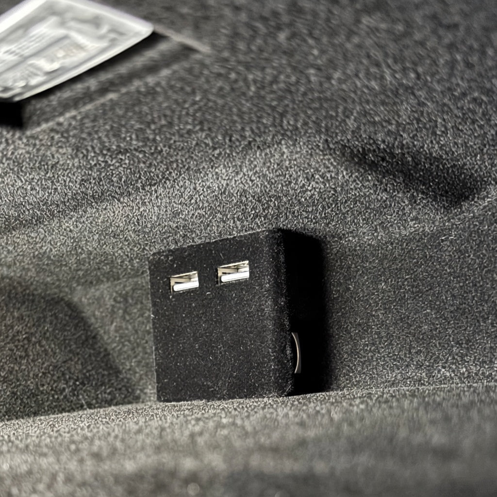 Glove Box USB Hub Docking Station for Tesla Model Y Juniper & Model 3 Highland Model 3 Highland Model Y Juniper