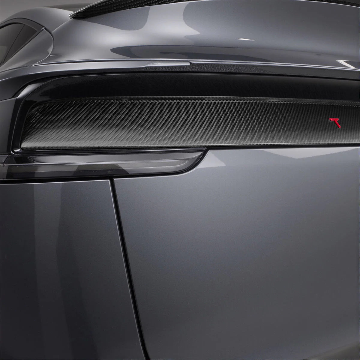 Trunk Tailgate Applique for Tesla Model Y Juniper - Real Dry Molded Carbon Fiber