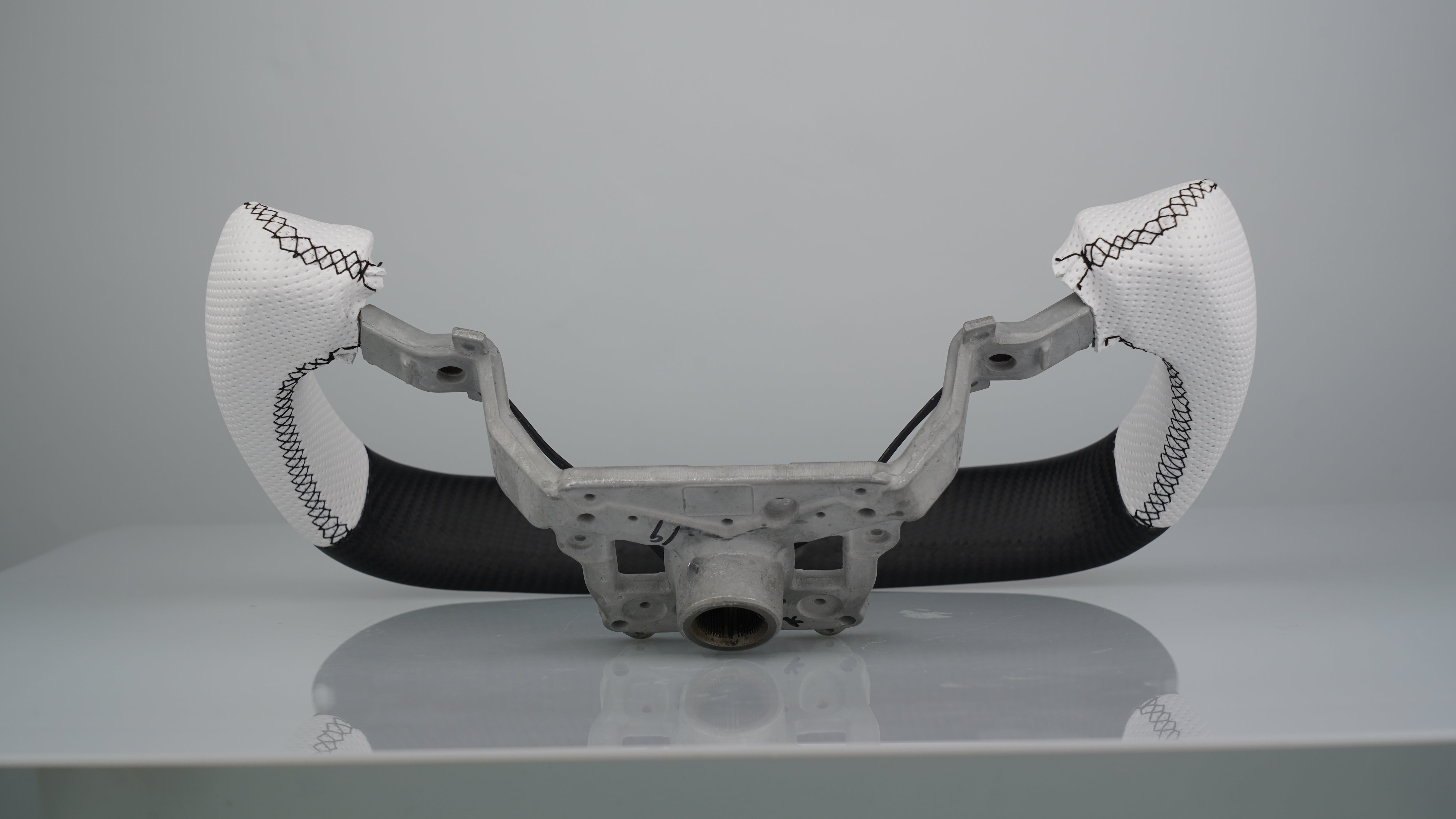 Yoke Steering Wheel Upgrade For Tesla Model 3 Highland / Model Y Juniper