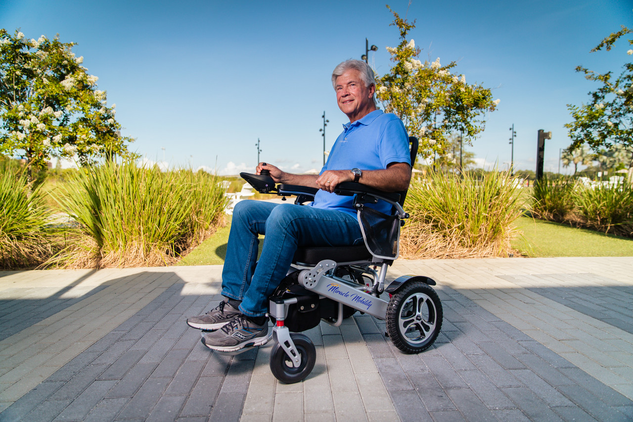 🎄Today's Special Value🎁Miracle Mobility Platinum 8000 Folding Electric Wheelchair✅400-lb Weight Capacity