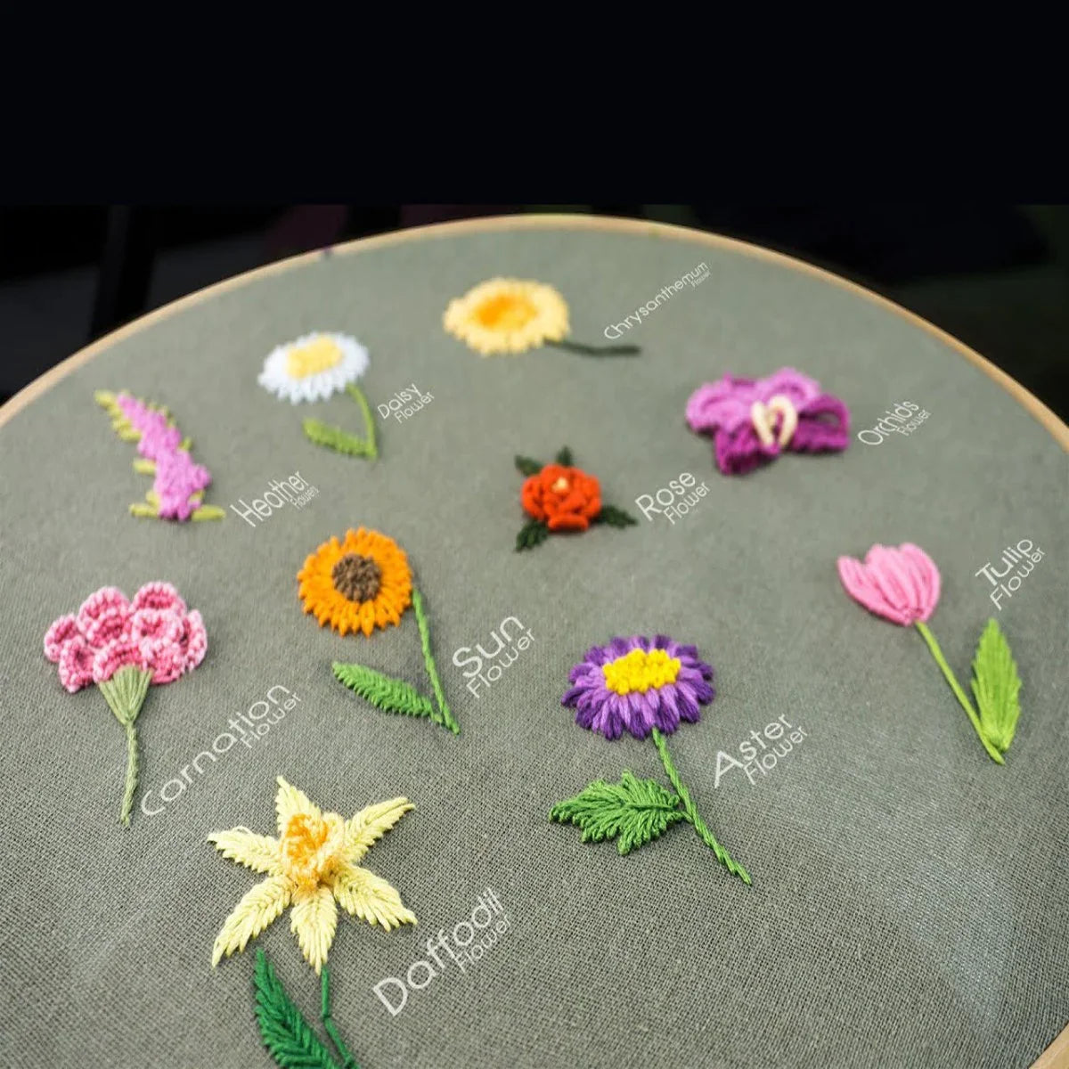 🎄49% OFF - Perfect Gift - Embroidery Hoop Flower Kit for Beginner