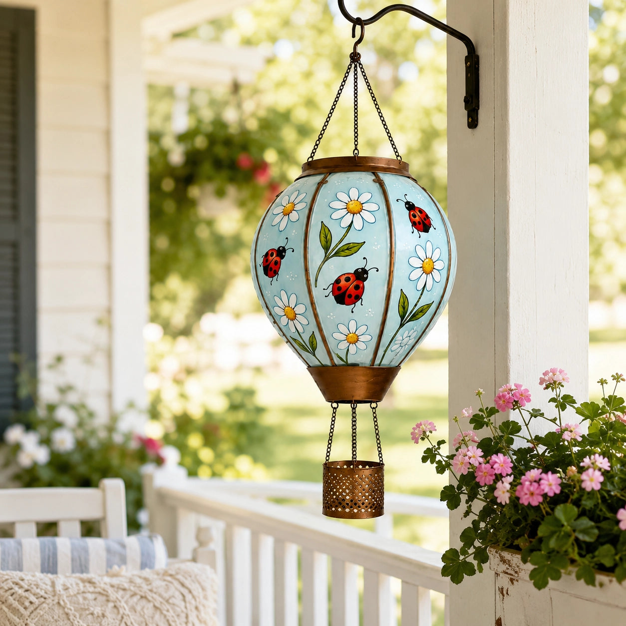 Ladybug hot air balloon solar lantern outdoor porch decoration