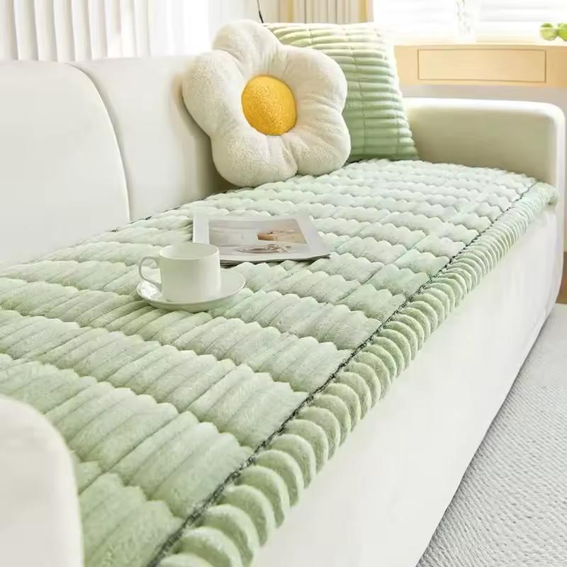 Plush Quilted Non-Slip Pet Sofa Protector Cover - product image 4