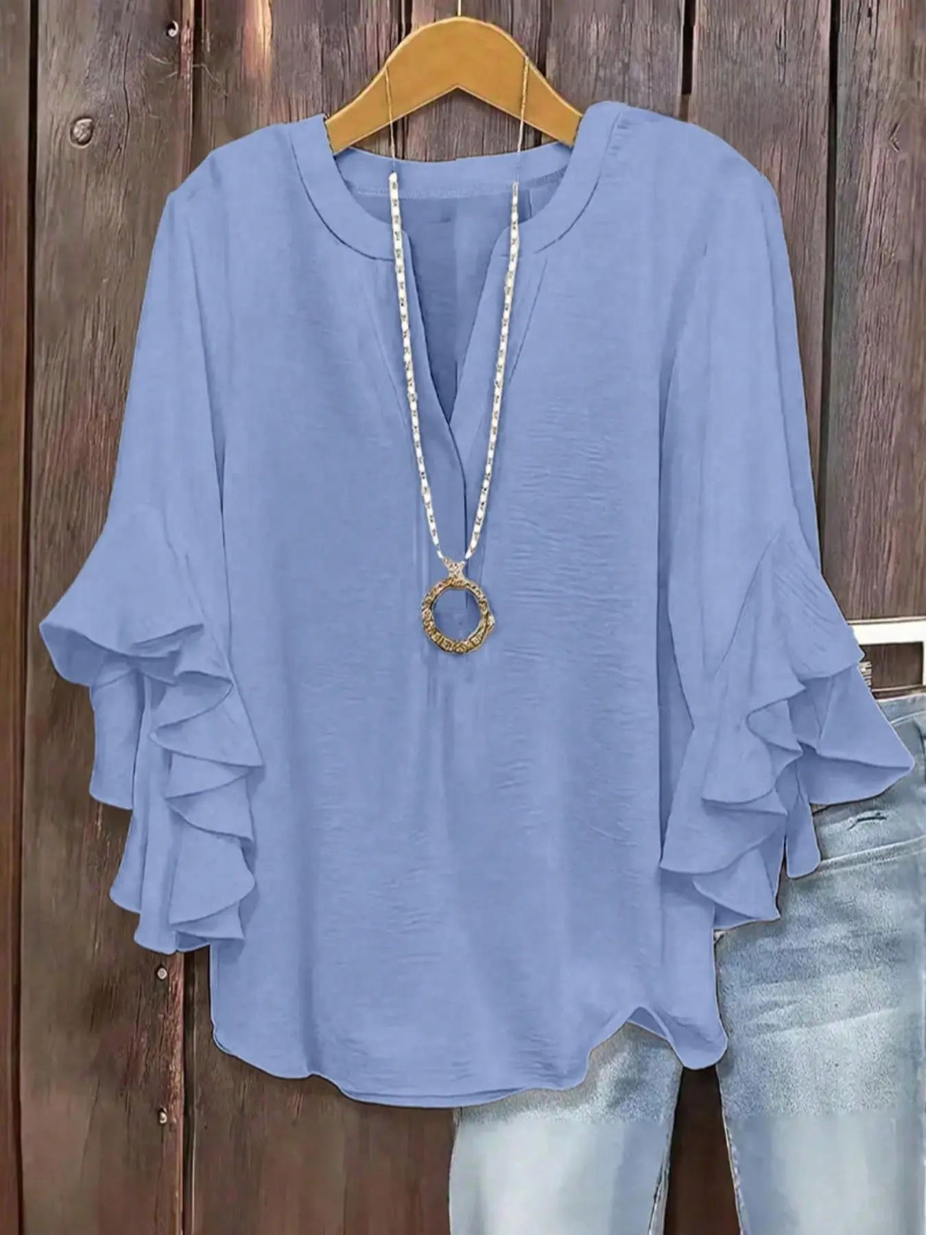 Plus Size Women's Ruffled Sleeve V-Neck Shirt Blouse, Elegant Floral Design, Comfortable and Stylish, Perfect for Casual Wear