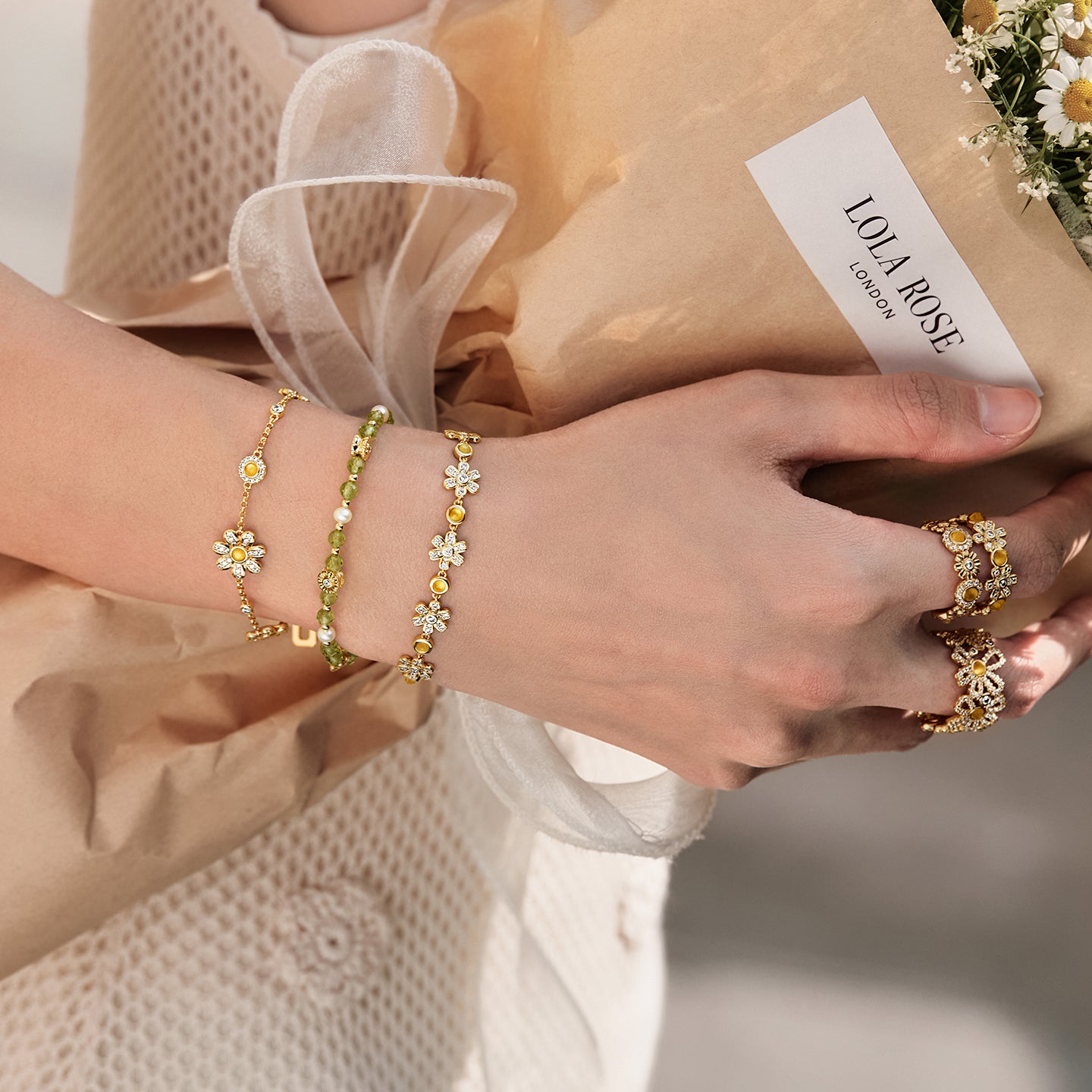 Daisy Full Bloom Choker-Armband (Versand ab 21. März)