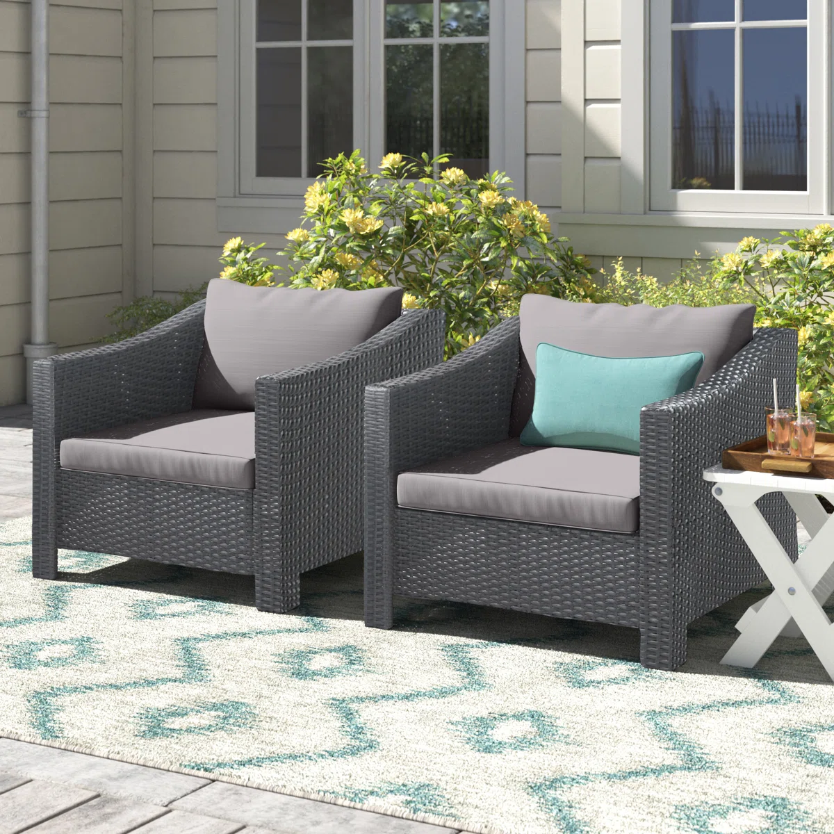 Orlena Lounge – Lot de 2 fauteuils de jardin en résine tressée avec coussins
