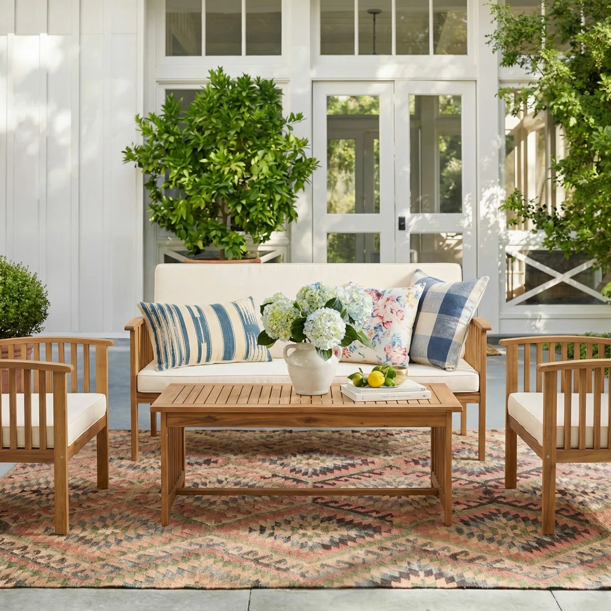 Elvara – Salon de Jardin 4 Pièces avec Coussins Confort Élégant pour Extérieur Moderne