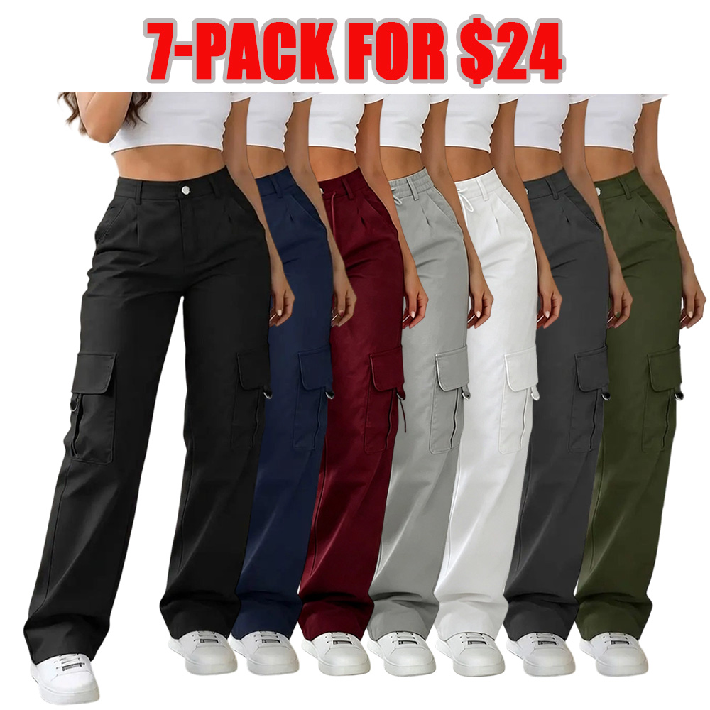 Women’s cargo pants with front button closure and pocket design