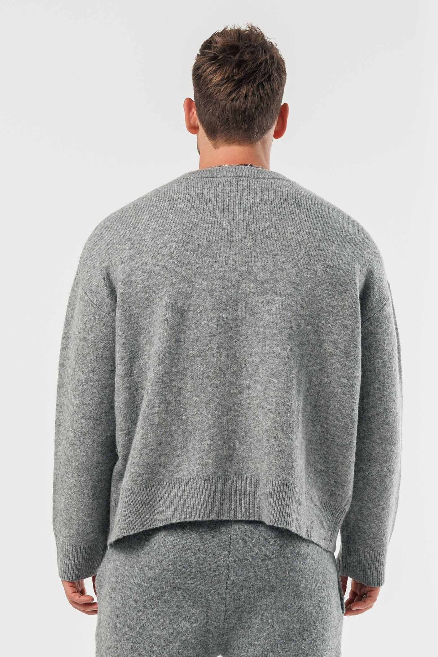 Men’s Classic Knit Sweater Set – Everyday Comfort Outfit