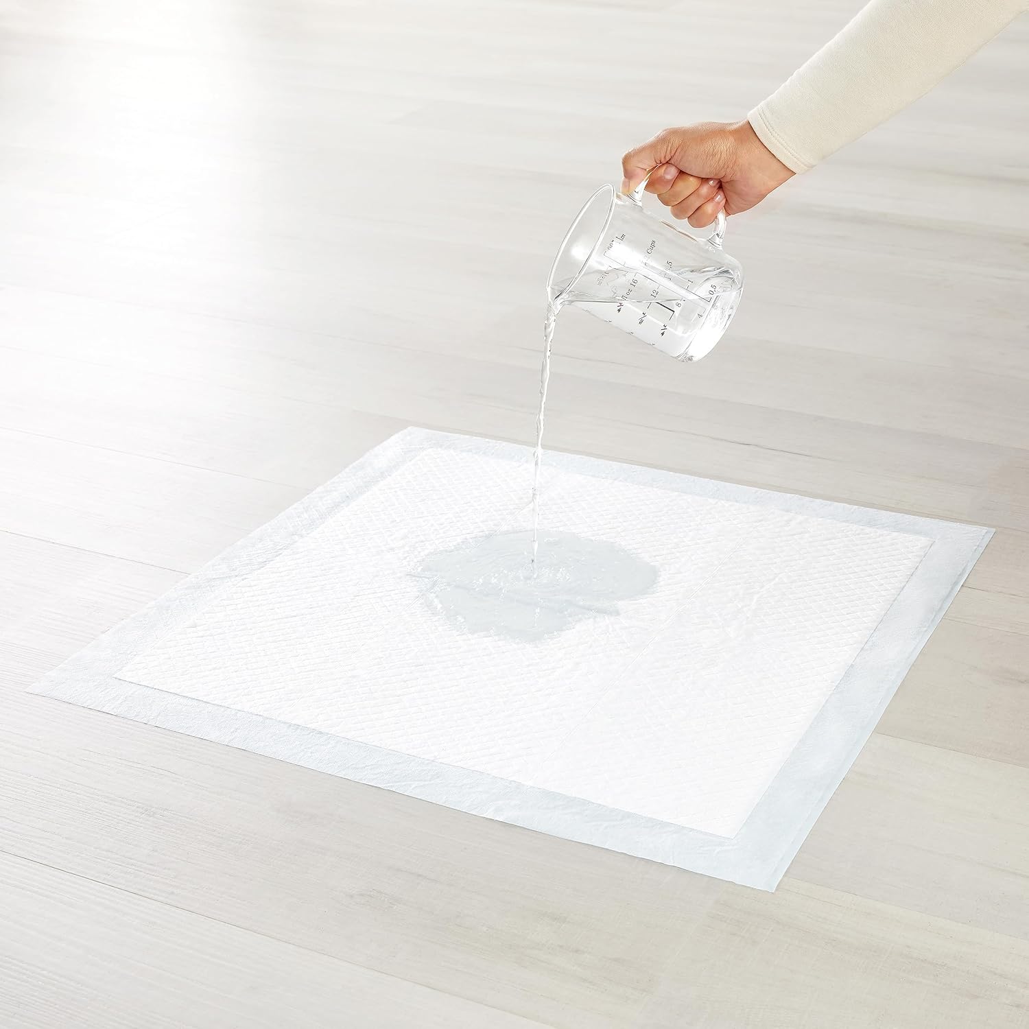 Disposable Dog Training Pads with 5-Layer Leak-Proof Design, Quick-Dry Surface