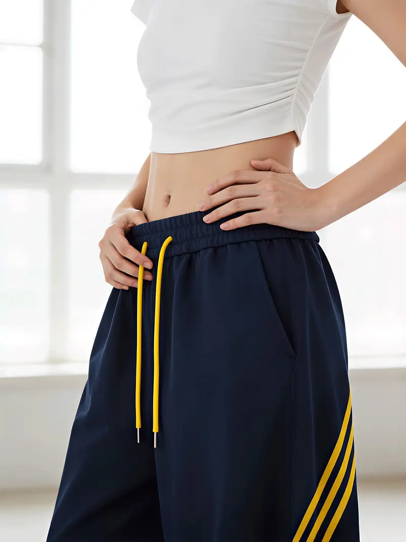 Women's Vintage-Style Striped Wide-Leg Trousers