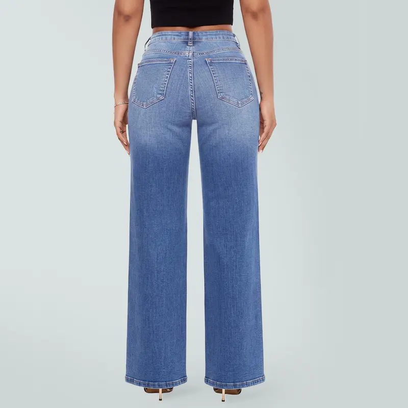 Low-to-mid rise, loose-fit BBL-style jeans