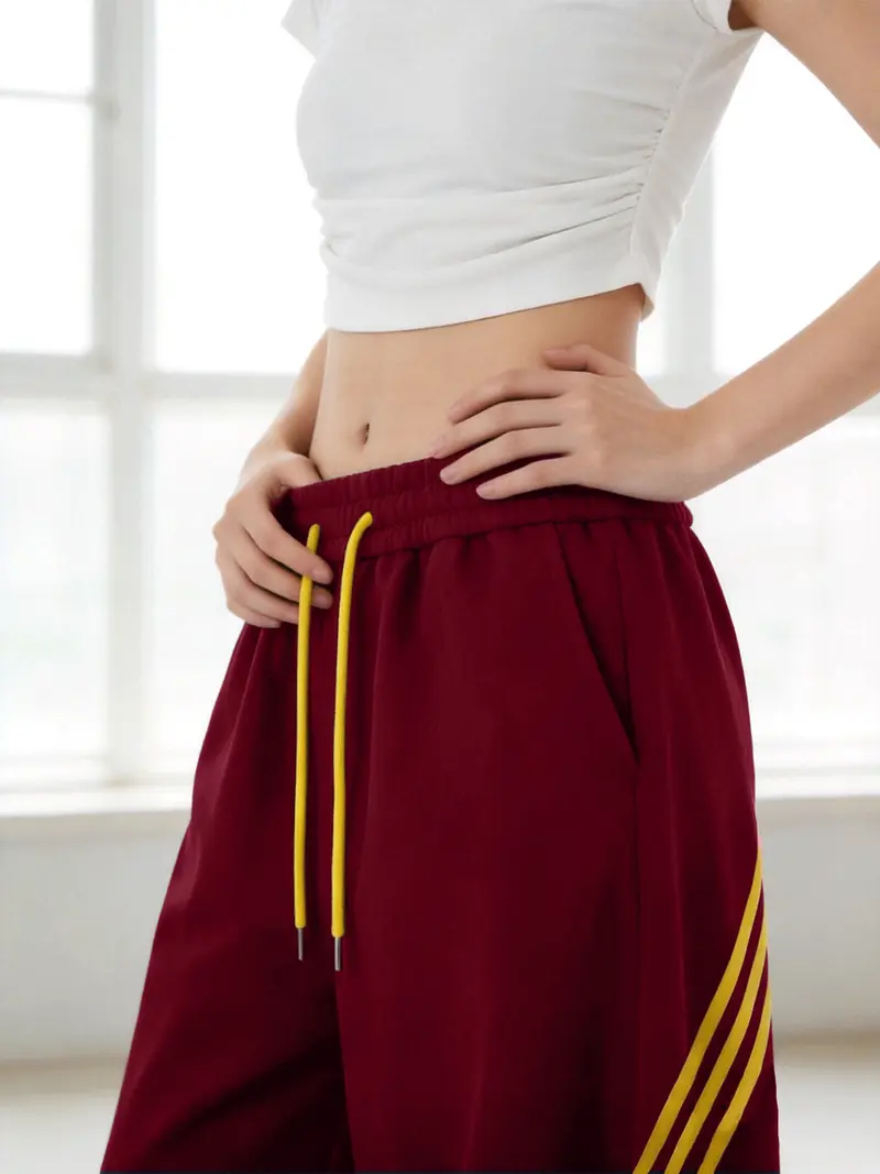 Women's Vintage-Style Striped Wide-Leg Trousers
