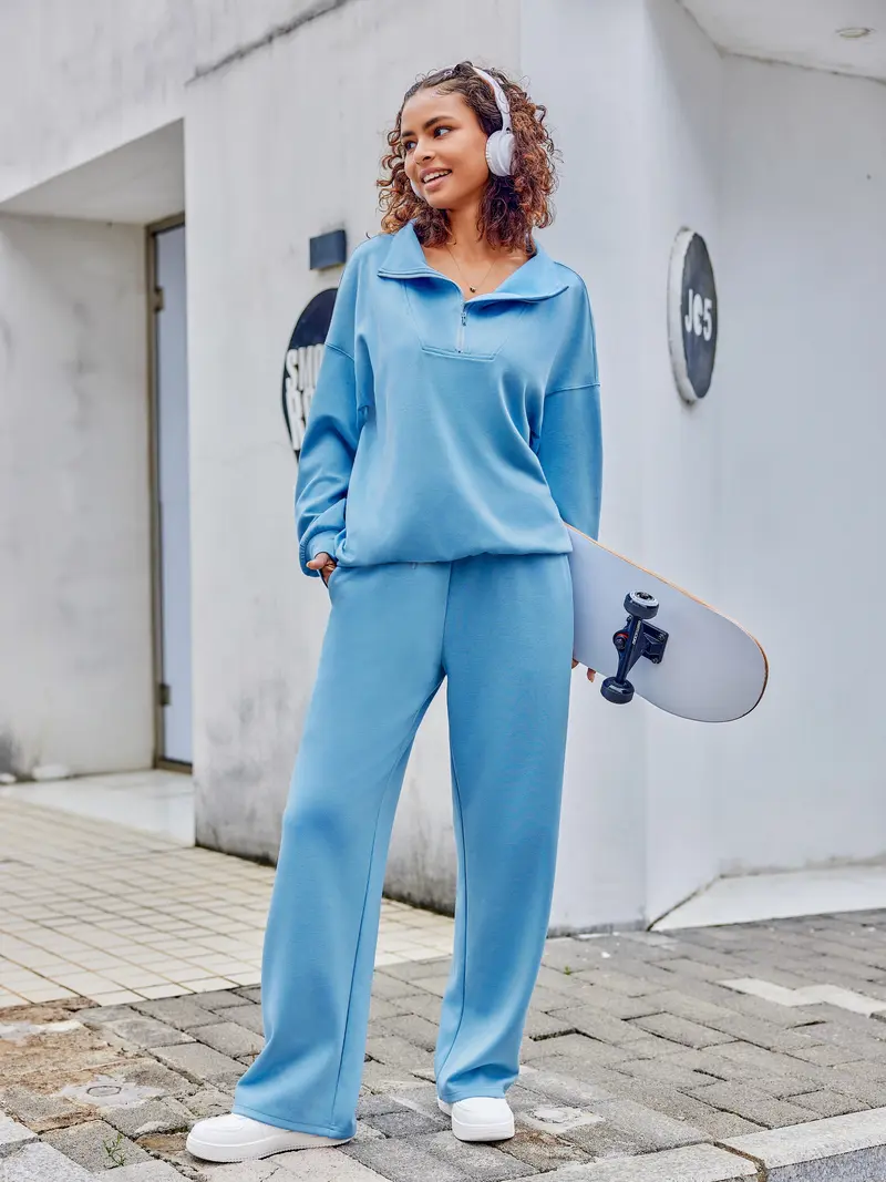 Women's two-piece sportswear set (includes long-sleeve half-zip sweatshirt and athletic pants)