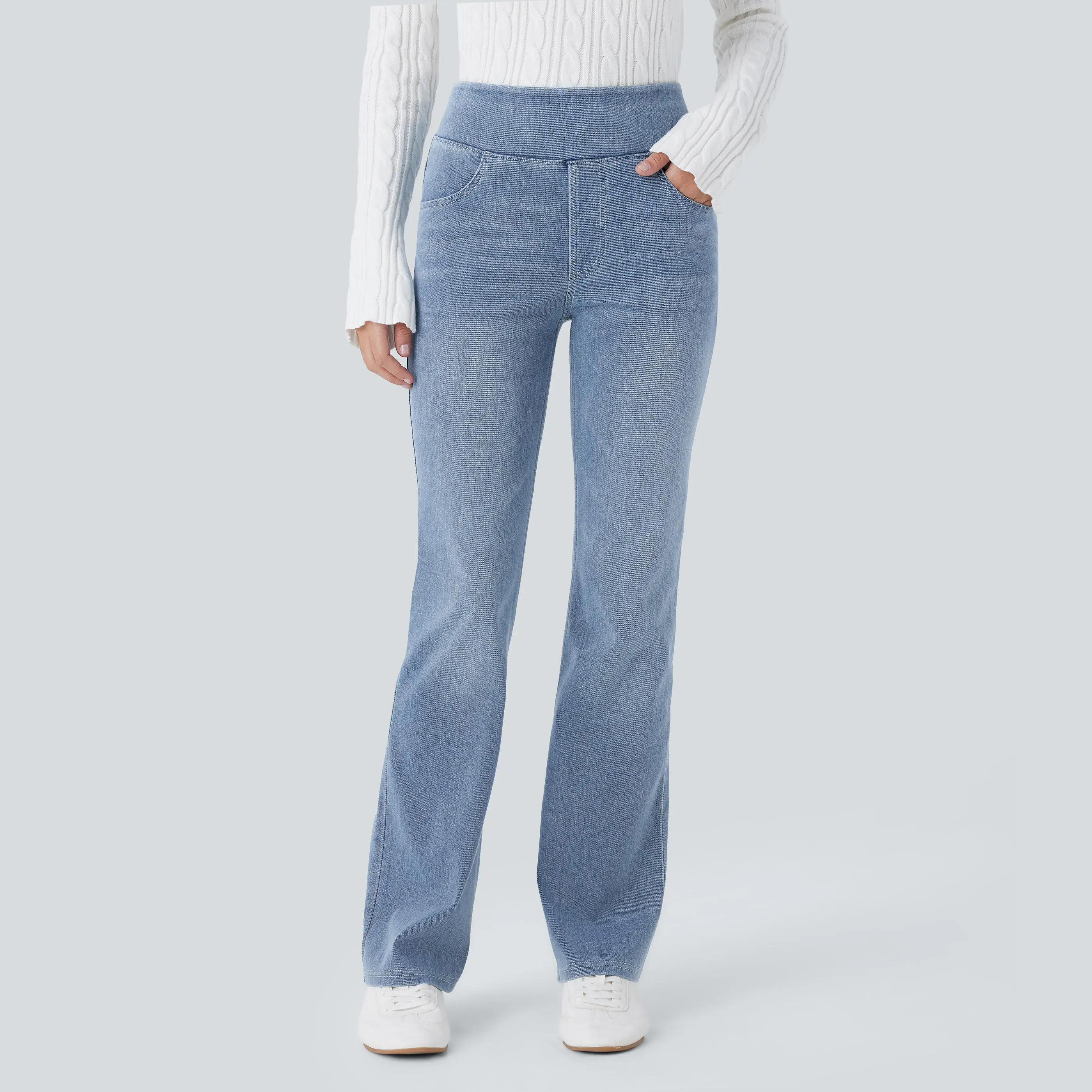 High-waisted, washed, casual slight-flare jeans with pockets