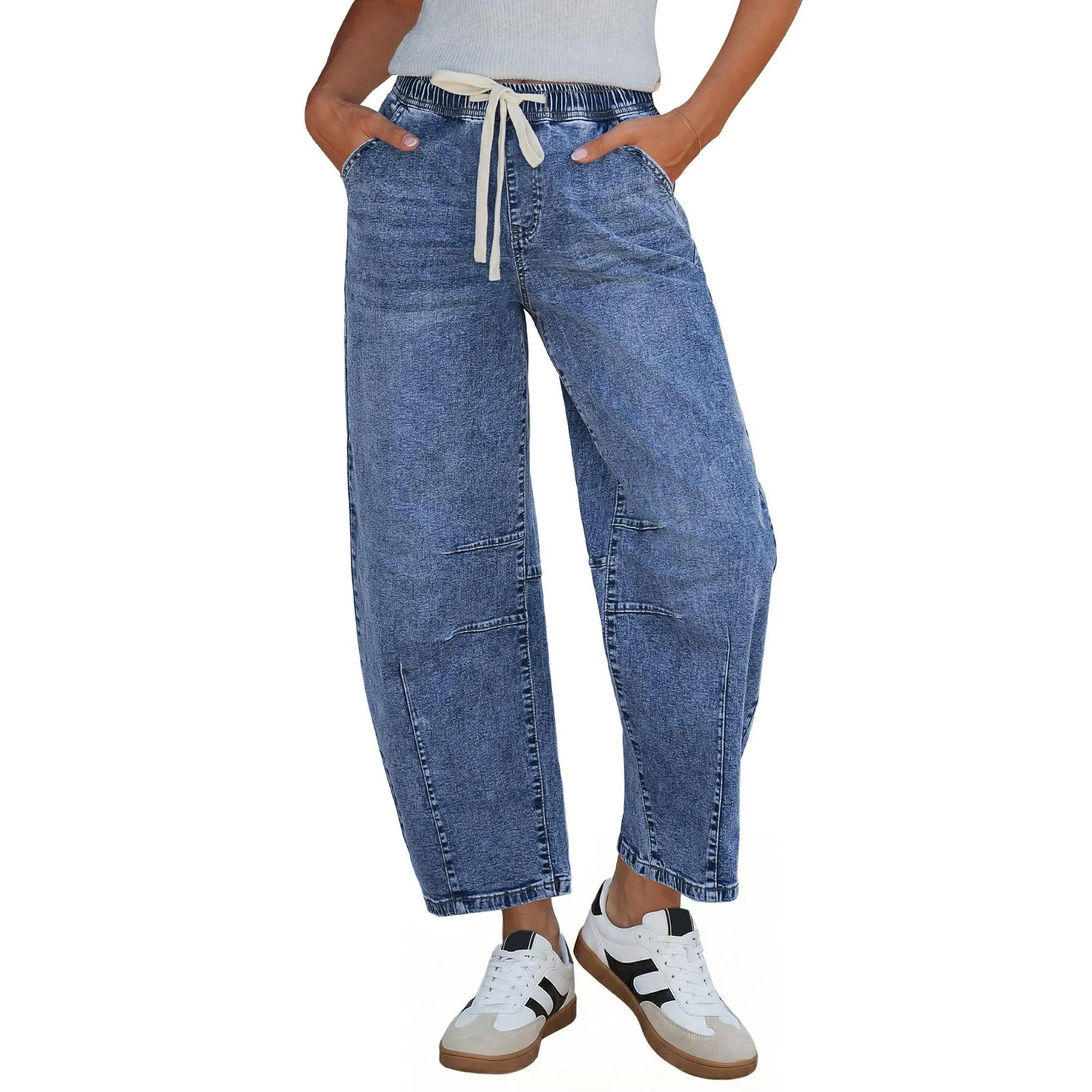 Women's straight-leg jeans