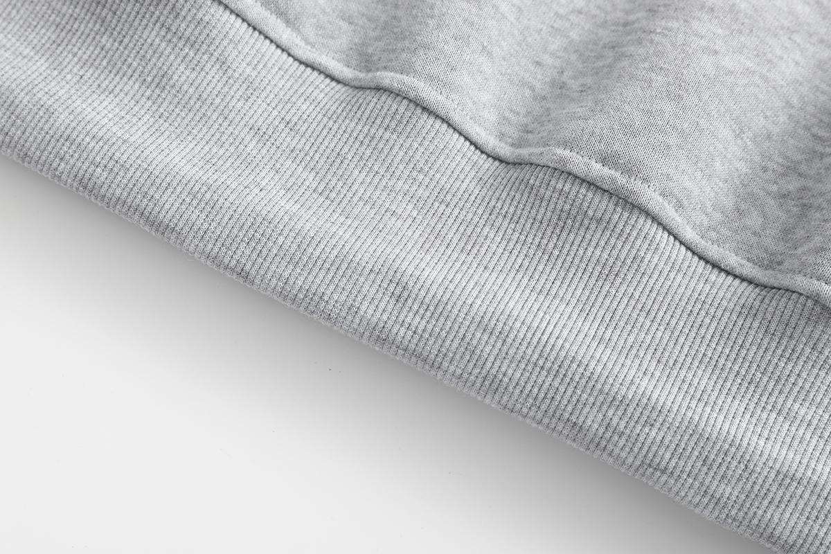 Men’s half zip stand collar sweatshirt — soft, breathable fabric; loose long sleeves; pullover design. A versatile wardrobe staple for everyday commuting, campus life, workouts, outings, walks, dates, weekend errands, and street style looks—an essential p Men’s half zip stand collar sweatshirt — soft, breathable fabric; loose long sleeves; pullover design. A versatile wardrobe staple for everyday commuting, campus life, workouts, outings, walks, dates, weekend errands, and street style looks—an essential p