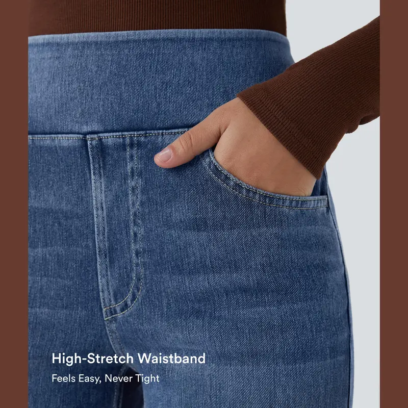 High-waisted, washed, casual slight-flare jeans with pockets