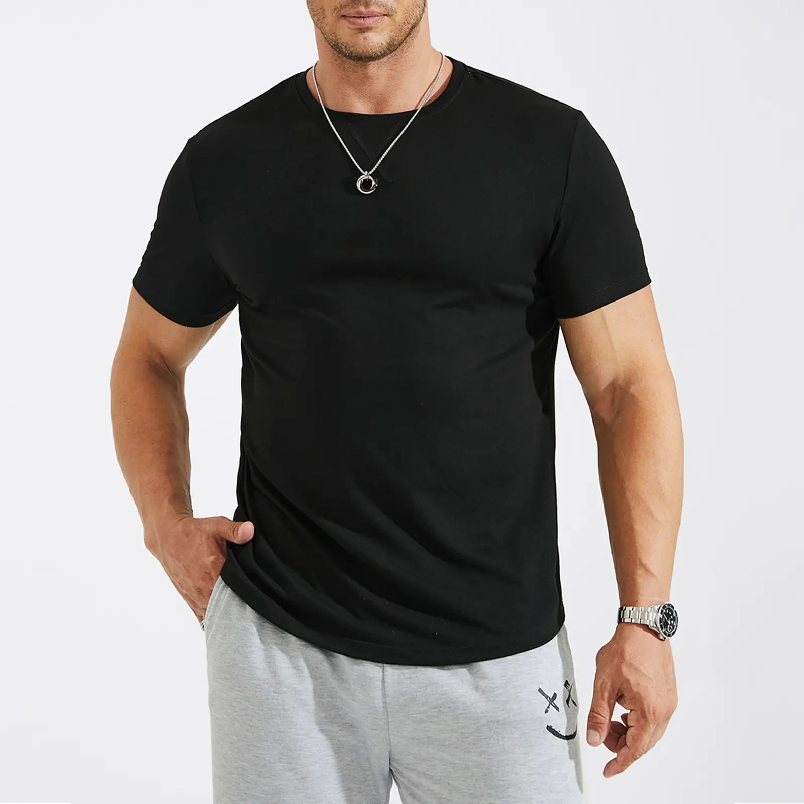 Men's Long-Sleeve Crew-Neck T-Shirt in Pure Cotton