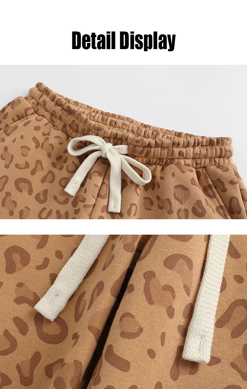 Men's loose wide leg sports pants are breathable and skin friendly, suitable for daily leisure activities. Leopard print pants Lightweight Pants Casual Comfy Baggy