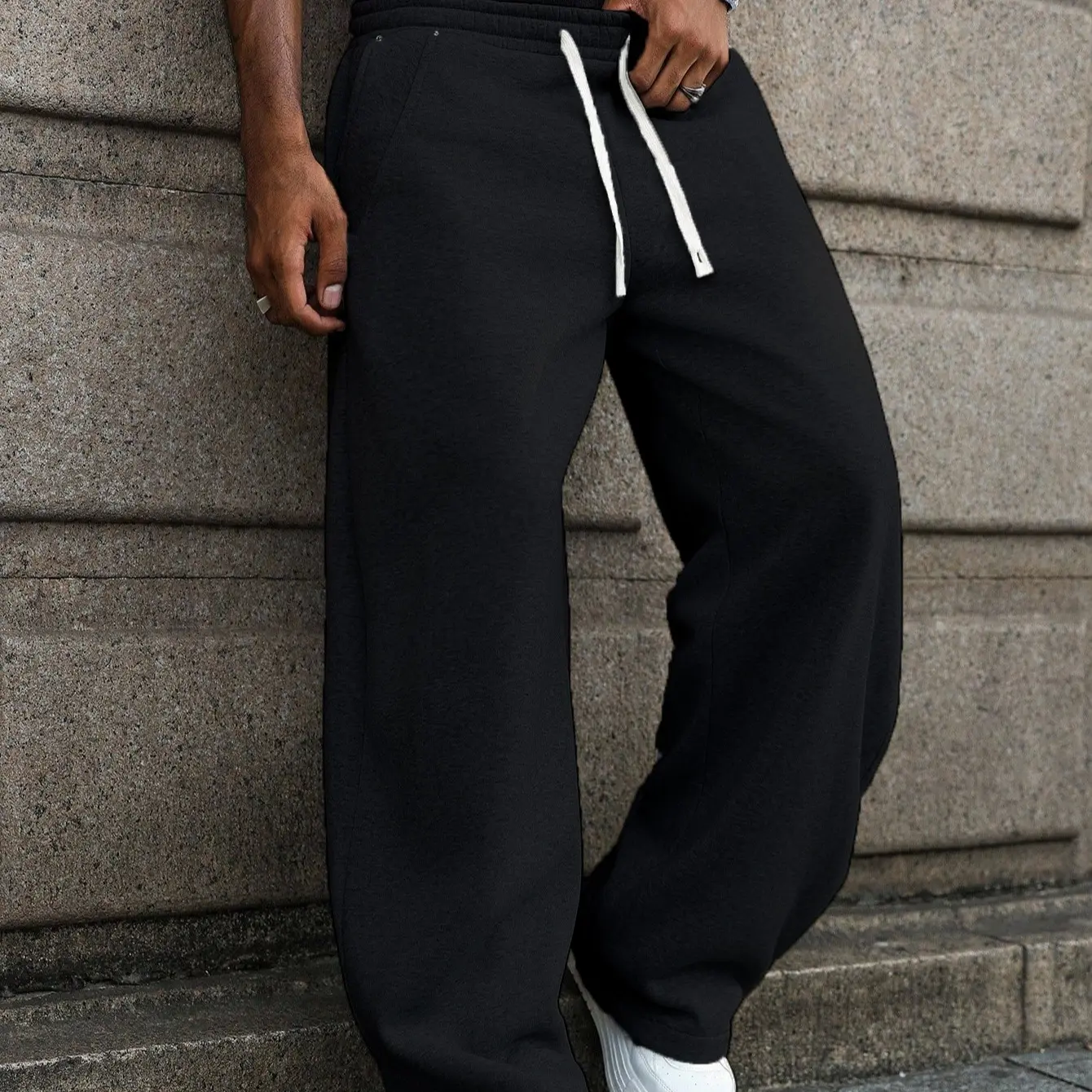 Men's loose-fitting sportswear