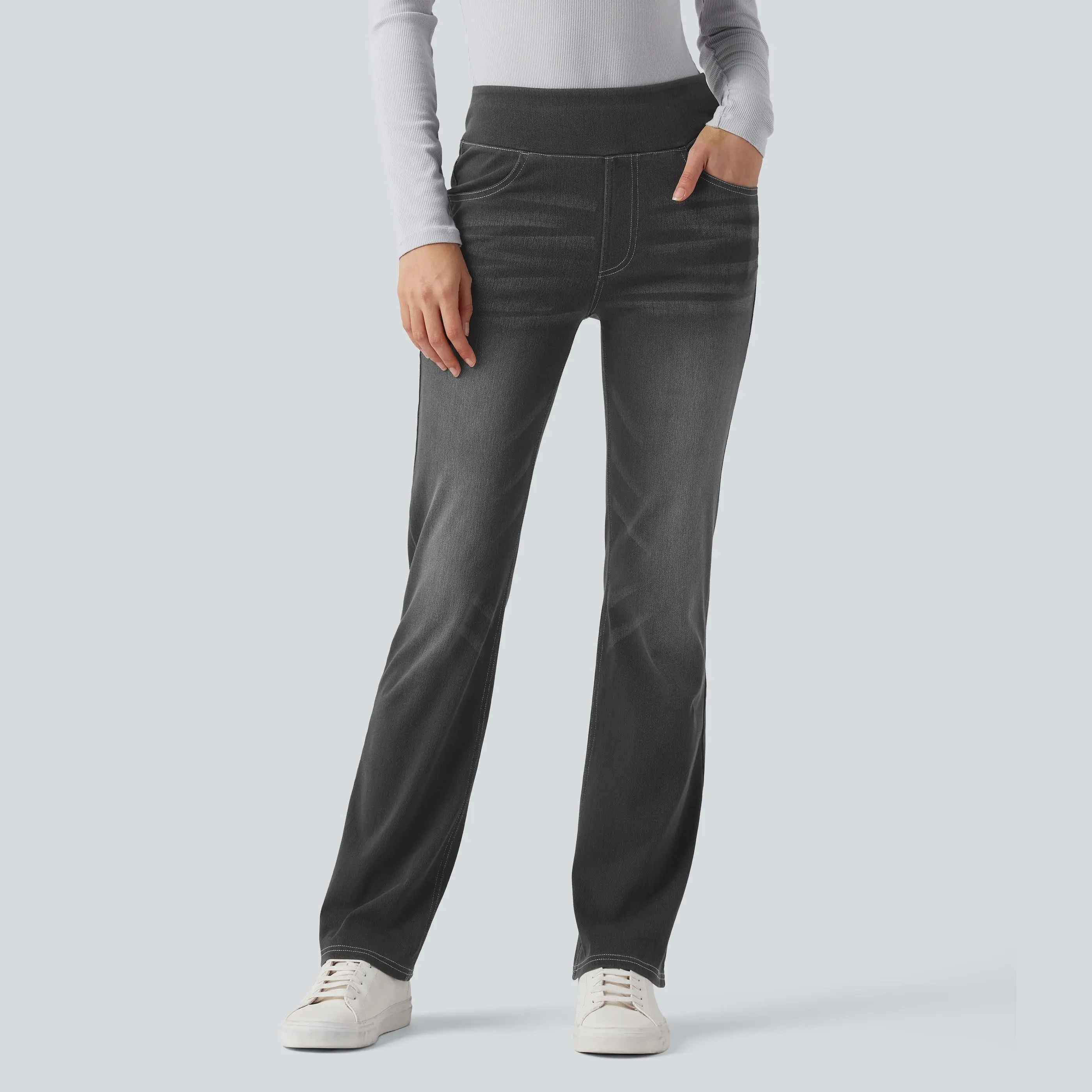 High-waisted, washed, casual slight-flare jeans with pockets