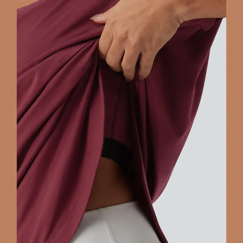 Quick-dry yoga top with built-in bra
