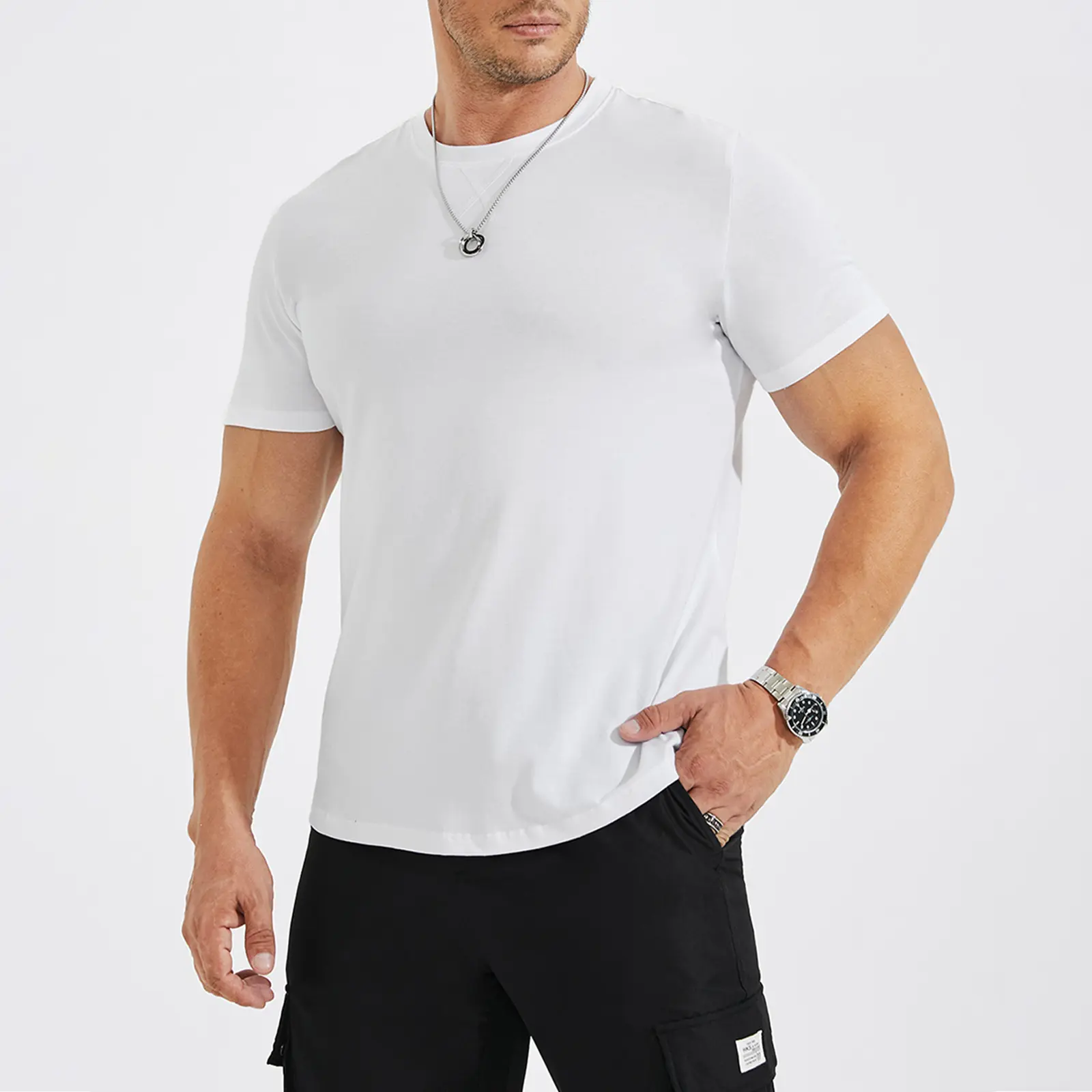 Men's Long-Sleeve Crew-Neck T-Shirt in Pure Cotton