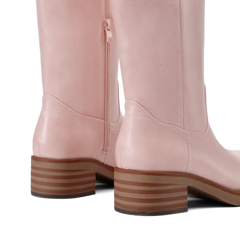Women's knee-high boots
